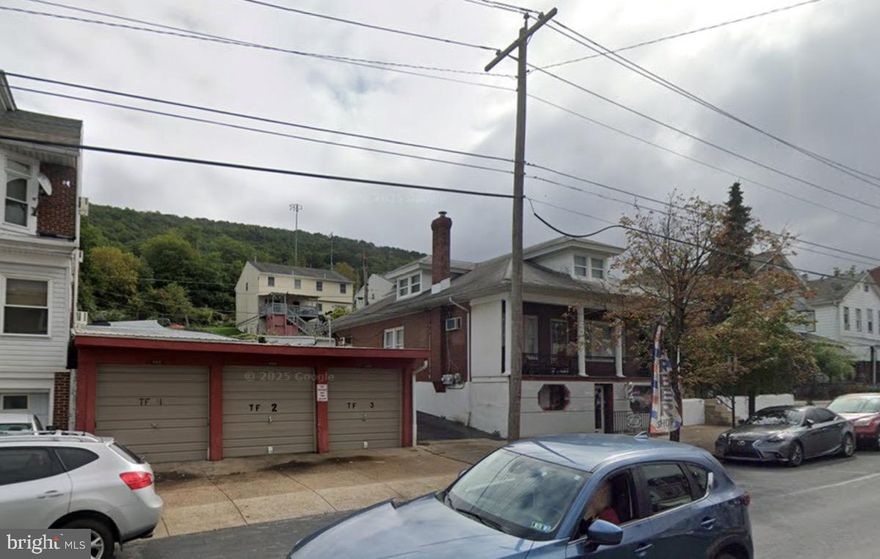 Excellent mixed-use investment opportunity at 625 N 13th Street, Reading, PA. This property features 22 self-storage units alongside a residential apartment and lower-level commercial space, offering a diversified income stream across asset classes. With electric, water, and sewer utilities in place, the property provides reliable service and long-term functionality for both storage and residential/commercial use.

Current income is $62,522 with a net operating income (NOI) of $46,368.75, producing a healthy 9.3% CAP rate. Pro forma projections show income potential of $70,000 and NOI of $56,000, raising the CAP rate to 11.2% with market adjustments and renewed lease focus. The varied tenant base and income-producing components make this a highly attractive property for investors seeking cash flow with growth potential.

This property is part of a larger portfolio of 500+ storage units currently available across the Reading market.

Additional properties in the portfolio include:
826 Hampden – 17 units
824 Ritter – 13 units
511 Birch – 10 units
340 Locust – 18 units
333 Lombard – 34 units
1536 Haak – 36 units
625 N. 13th – 22 units
1128 Pike – 34 units
1200 N 9th Street – 66 units
306 N 13th Street – 1 unit
1541 Fairview – 8 units
635-R Weiser – 1 unit
521 S 16th Street – 10 units
328 Chestnut – 8 units
1214 Weimer – 10 units
741 Church – 12 units
330 Robeson - 1015 Rose – 96 units
364 Blair – 86 units