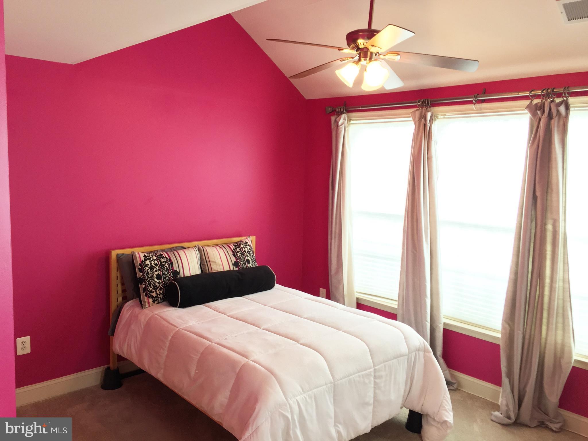 KING FARM BAILEYS COMMON - Residential Lease