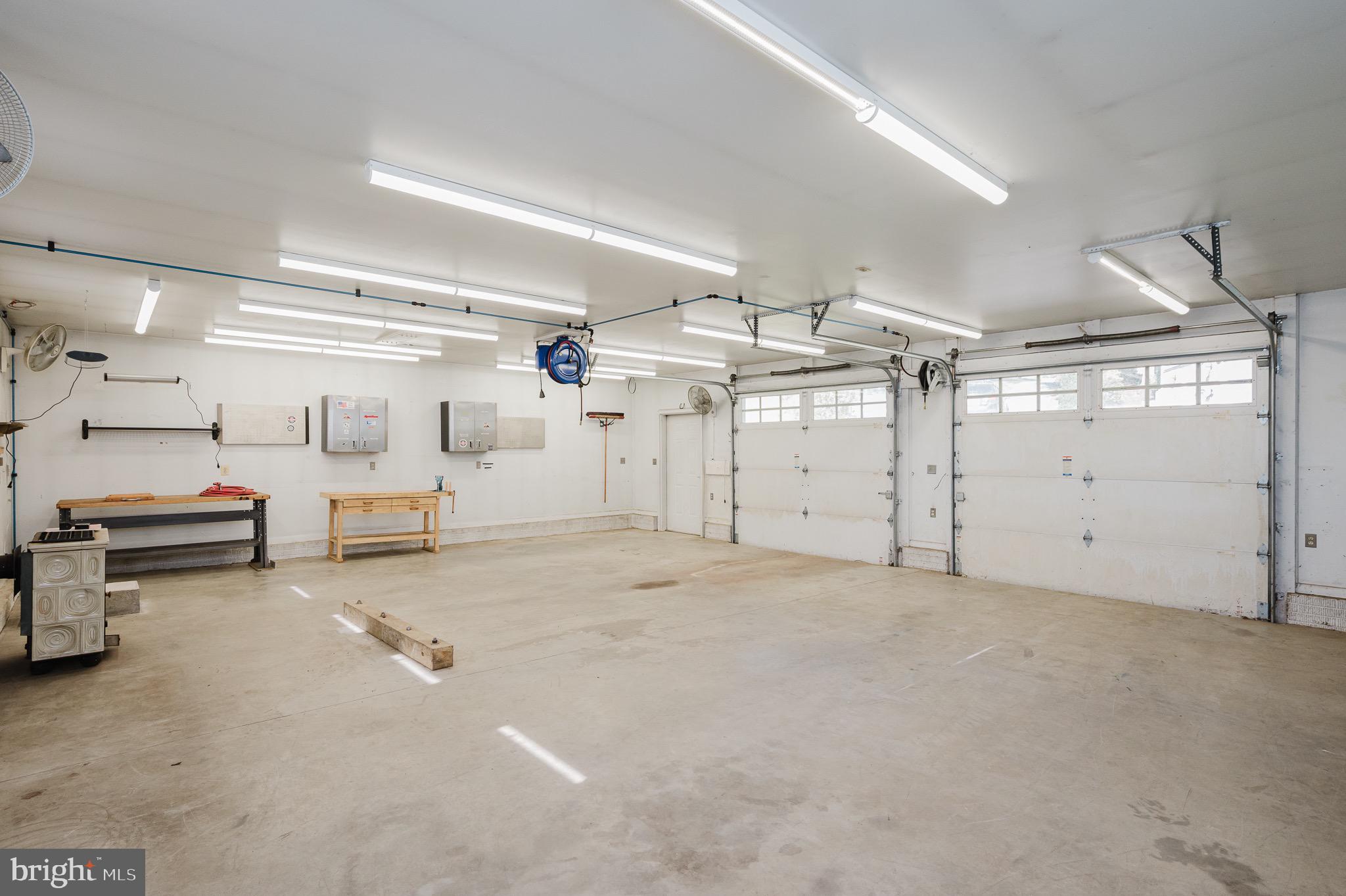 SHANE VALLEY - Residential