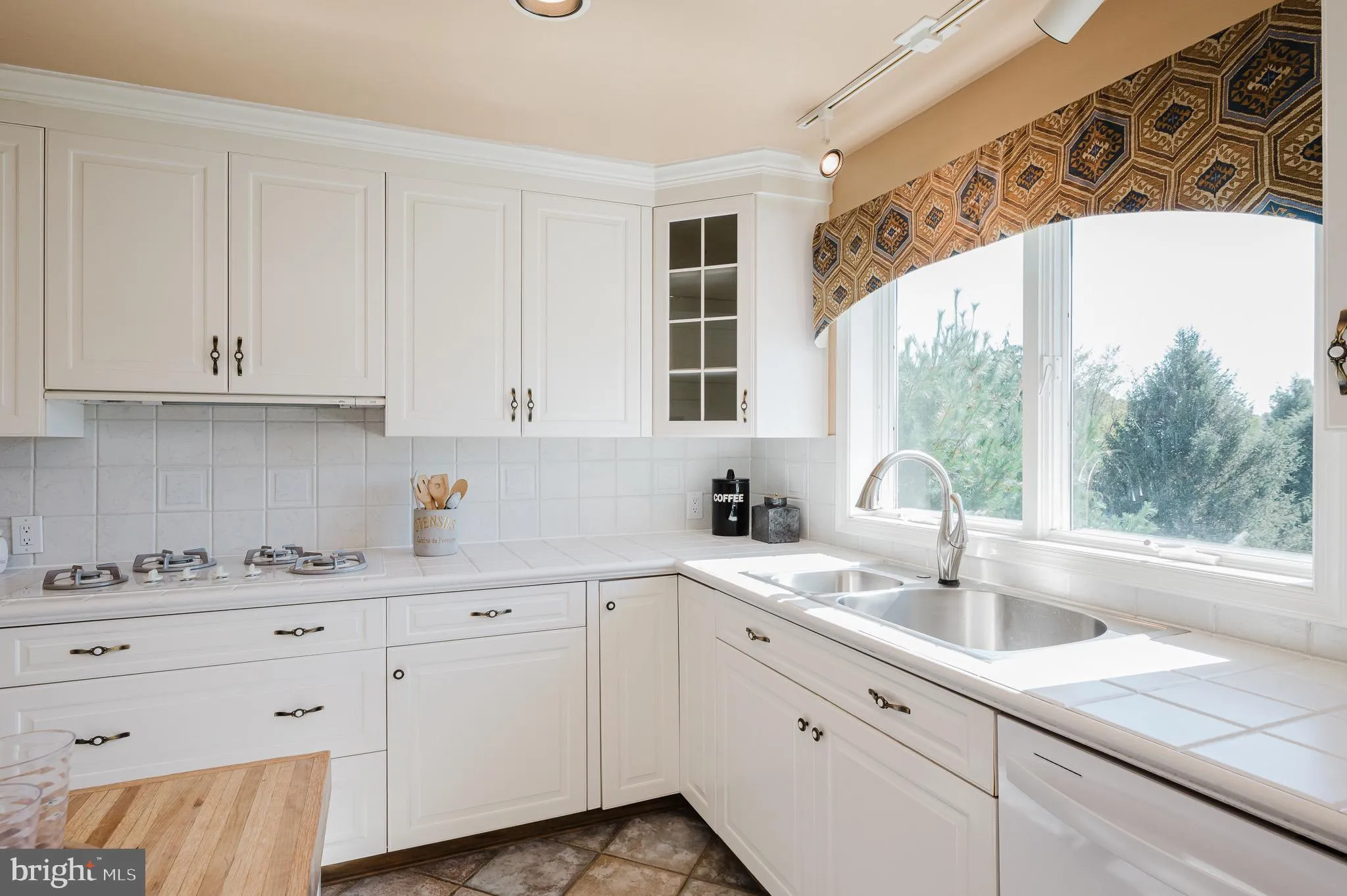 White Hall, Maryland 21161, United States, 3 Bedrooms Bedrooms, ,3 BathroomsBathrooms,Residential,Active,216238