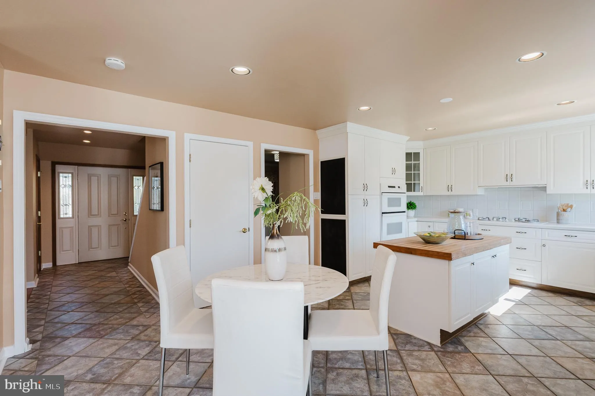 White Hall, Maryland 21161, United States, 3 Bedrooms Bedrooms, ,3 BathroomsBathrooms,Residential,Active,216238