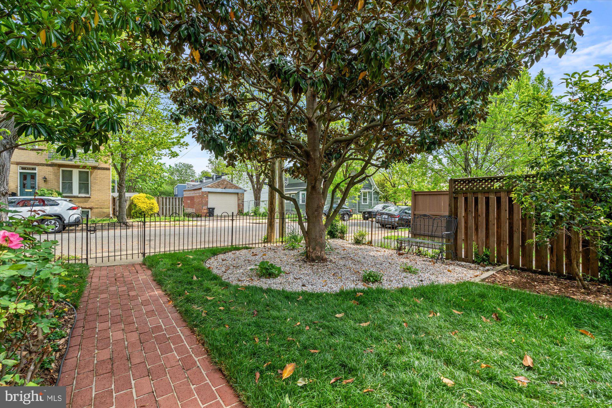 PARKER GRAY - Residential