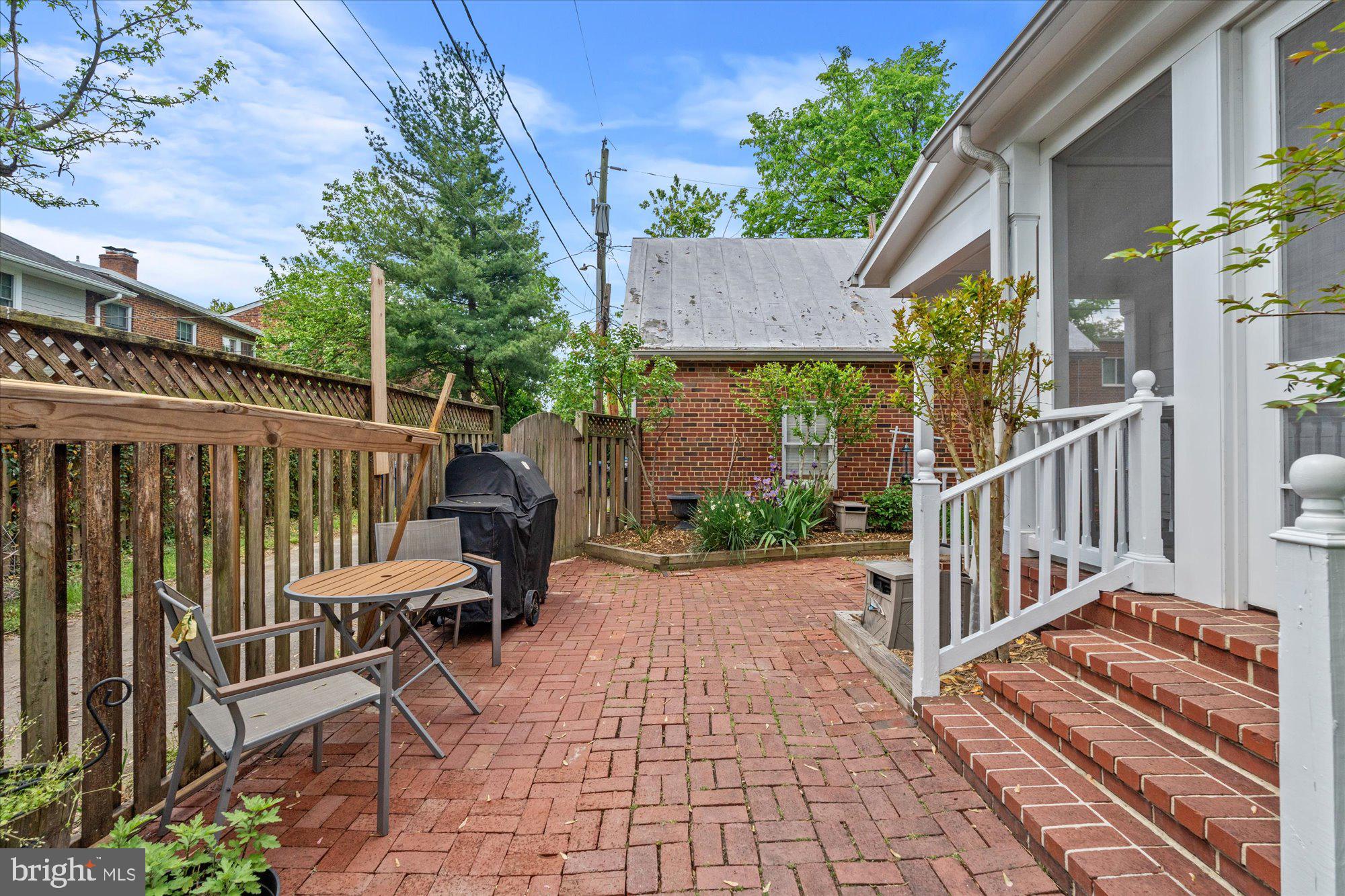 PARKER GRAY - Residential