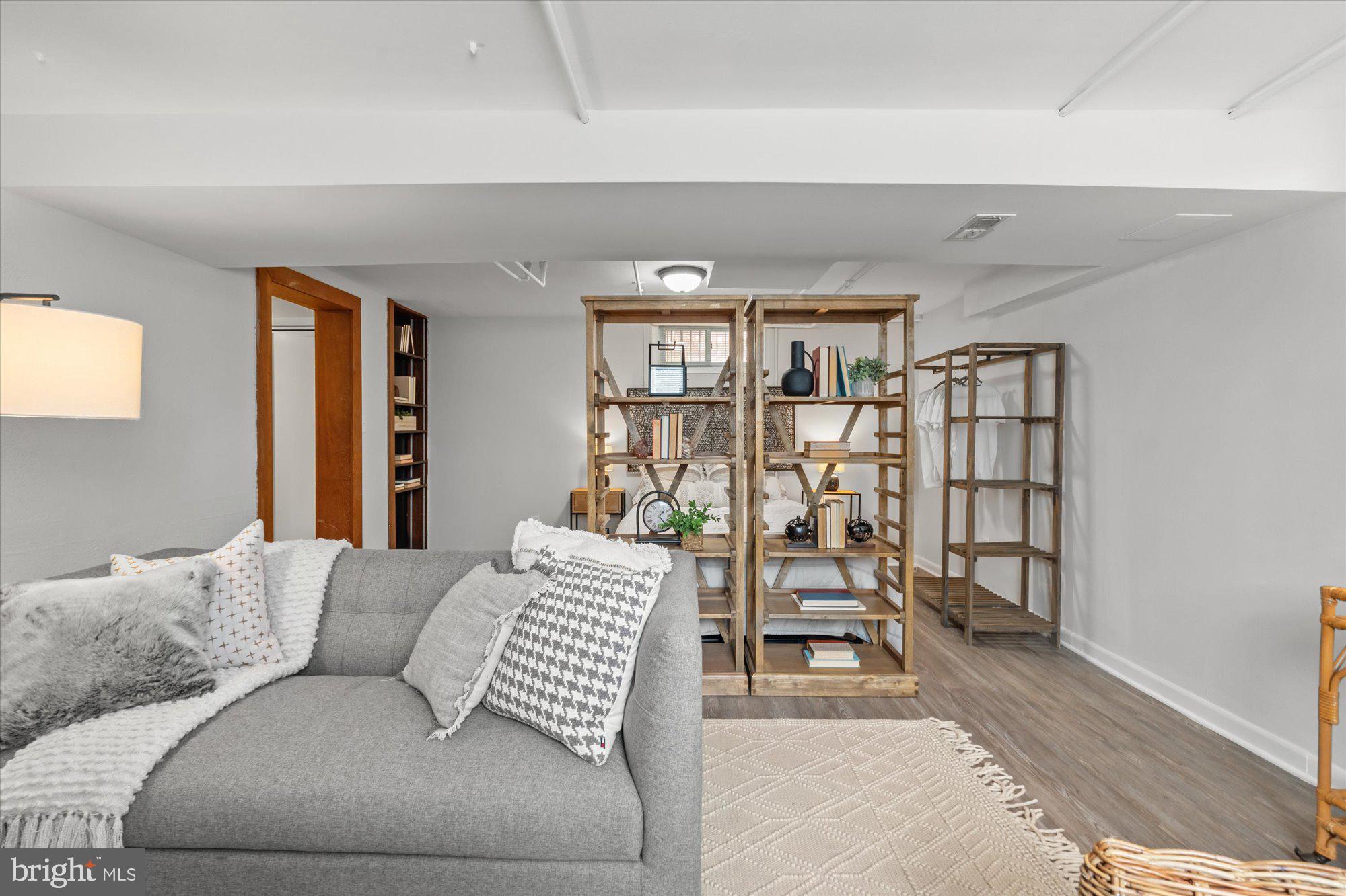 PARKER GRAY - Residential