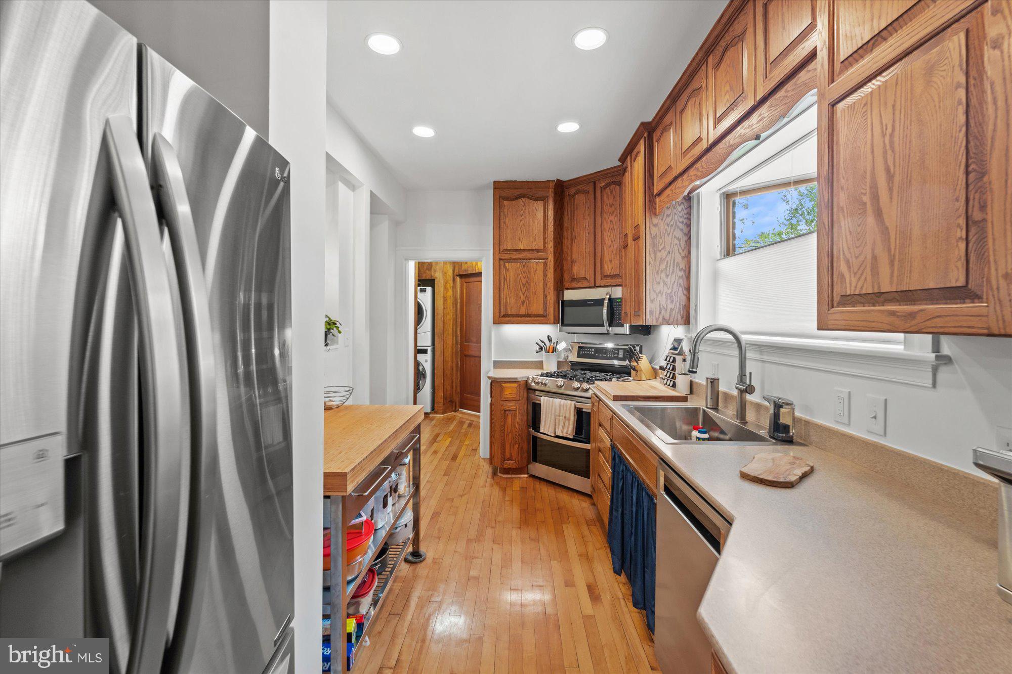 PARKER GRAY - Residential