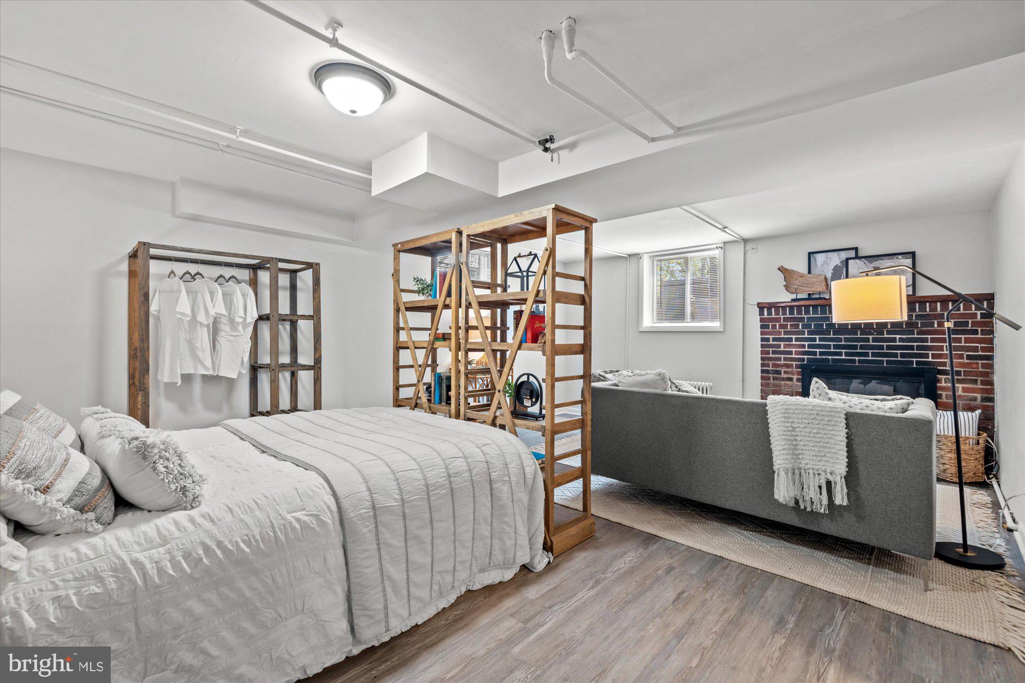 PARKER GRAY - Residential