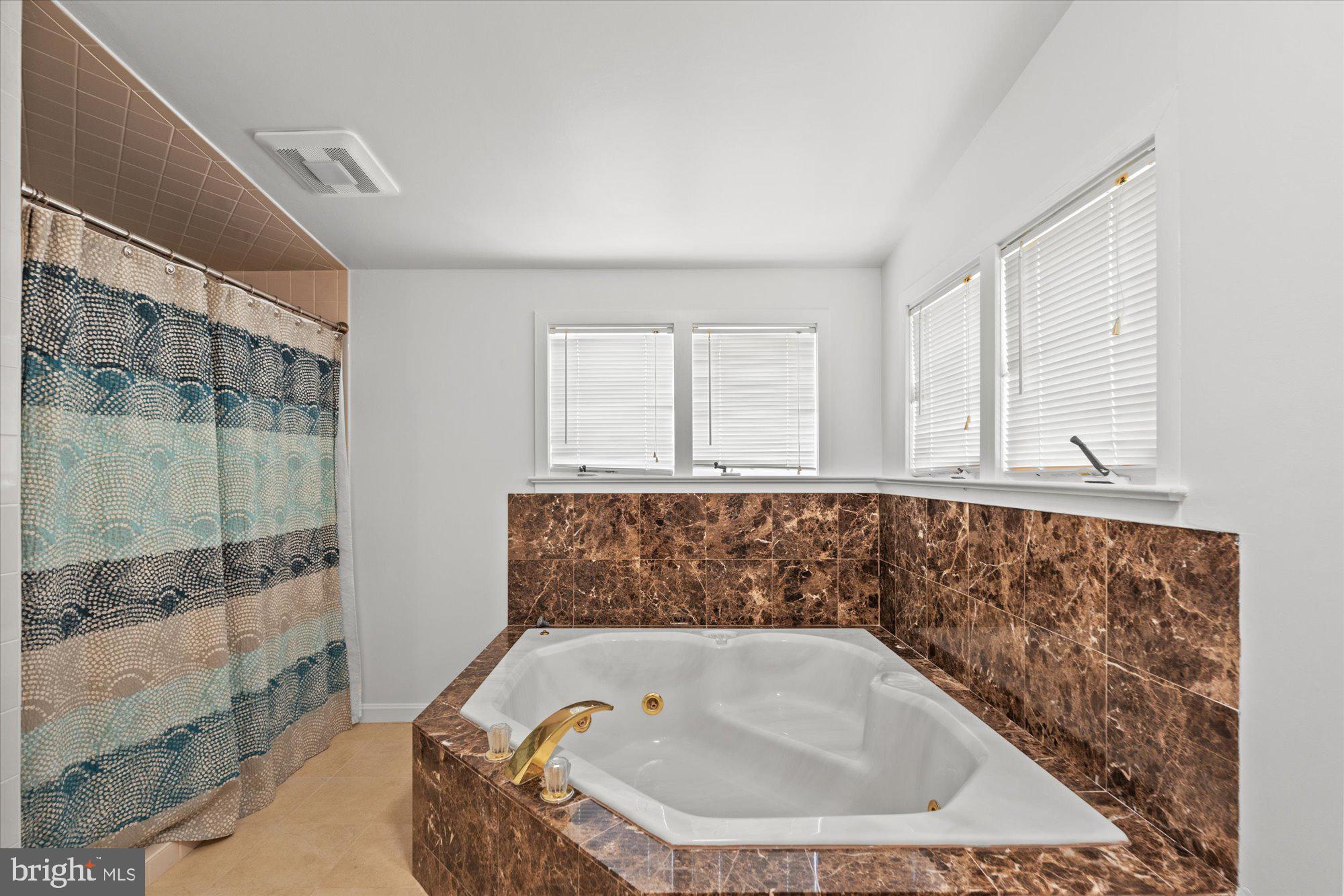 PARKER GRAY - Residential