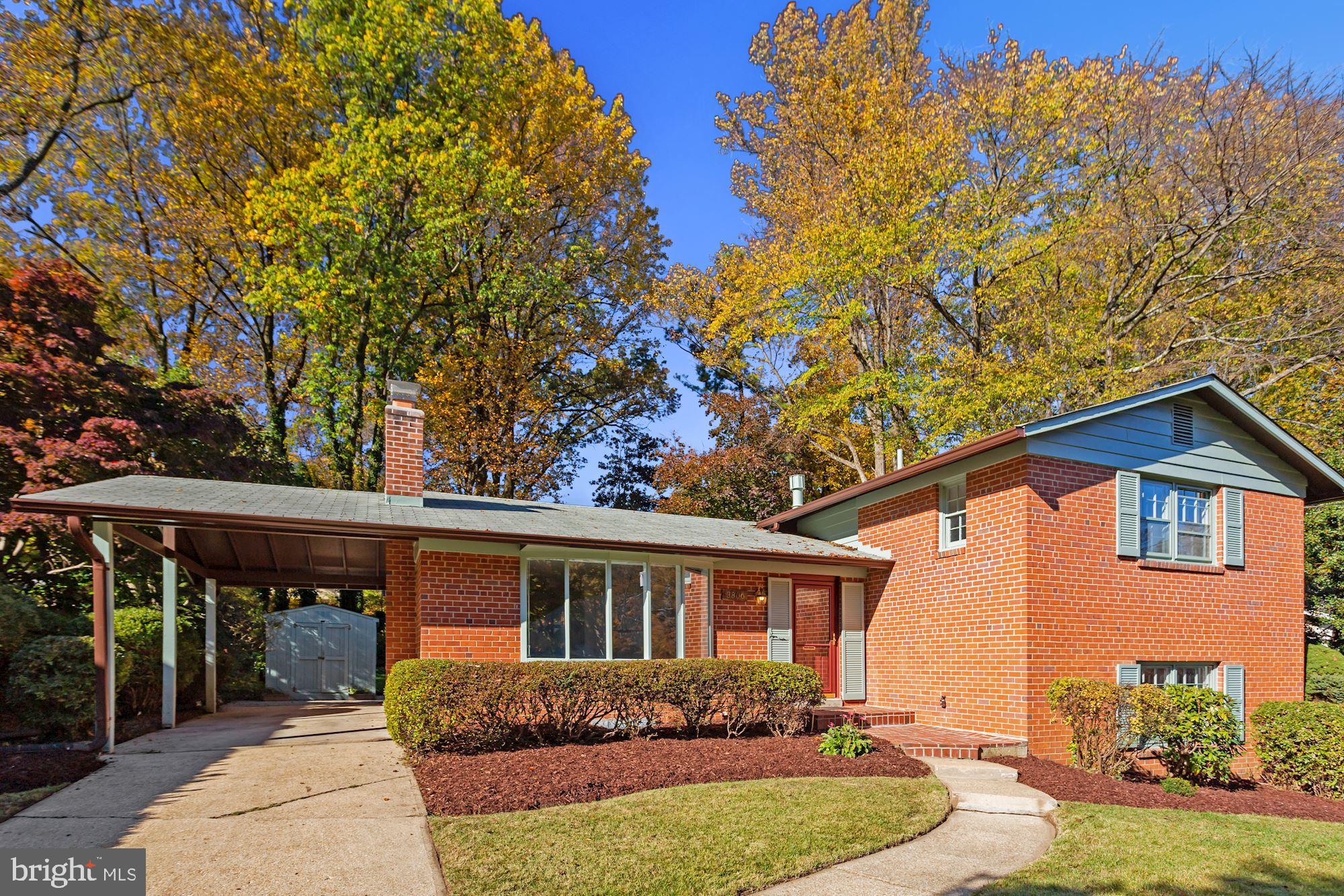 SLEEPY HOLLOW WOODS - Residential