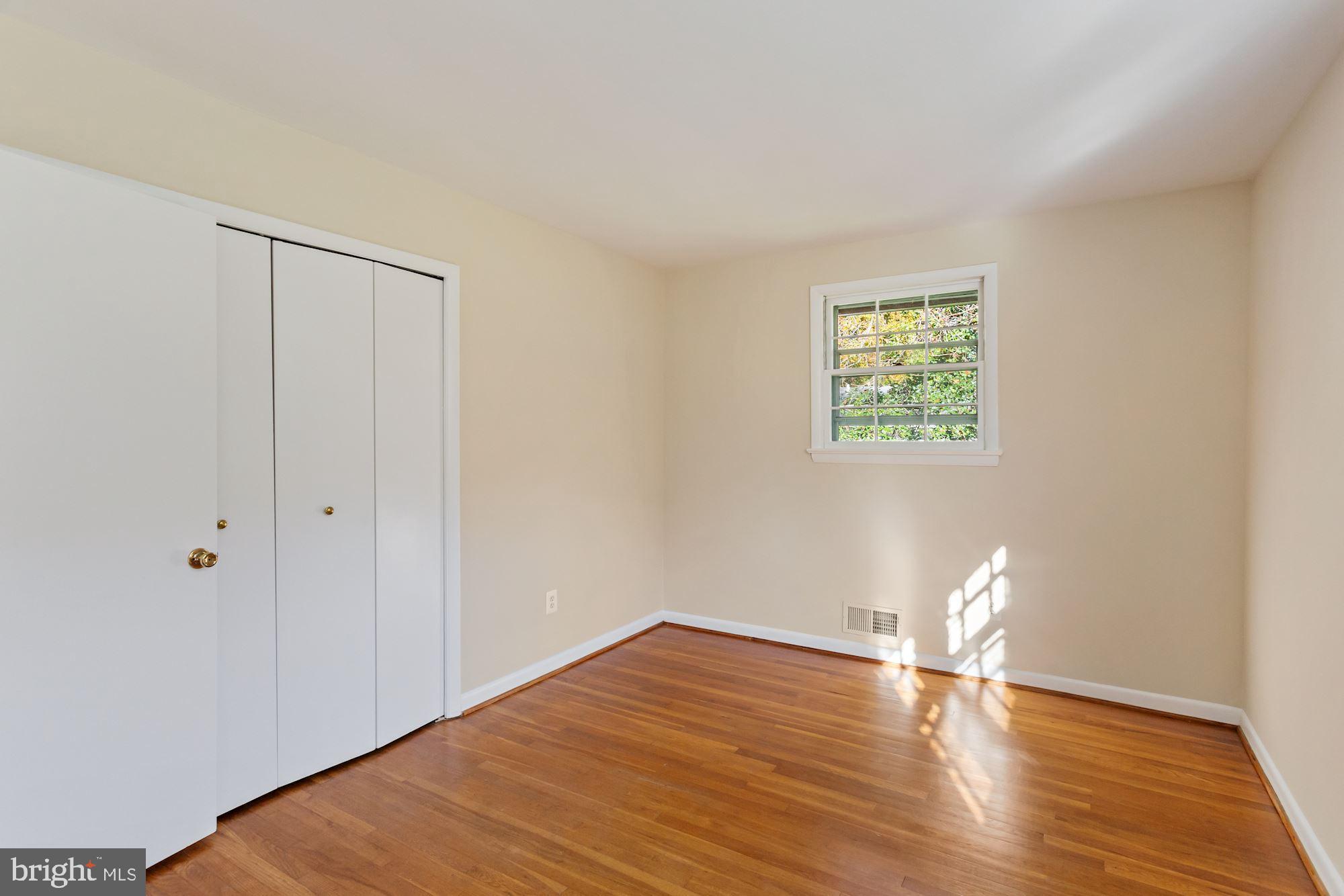 SLEEPY HOLLOW WOODS - Residential