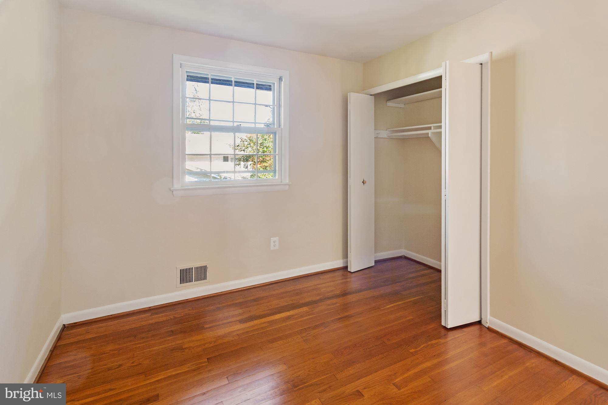 SLEEPY HOLLOW WOODS - Residential