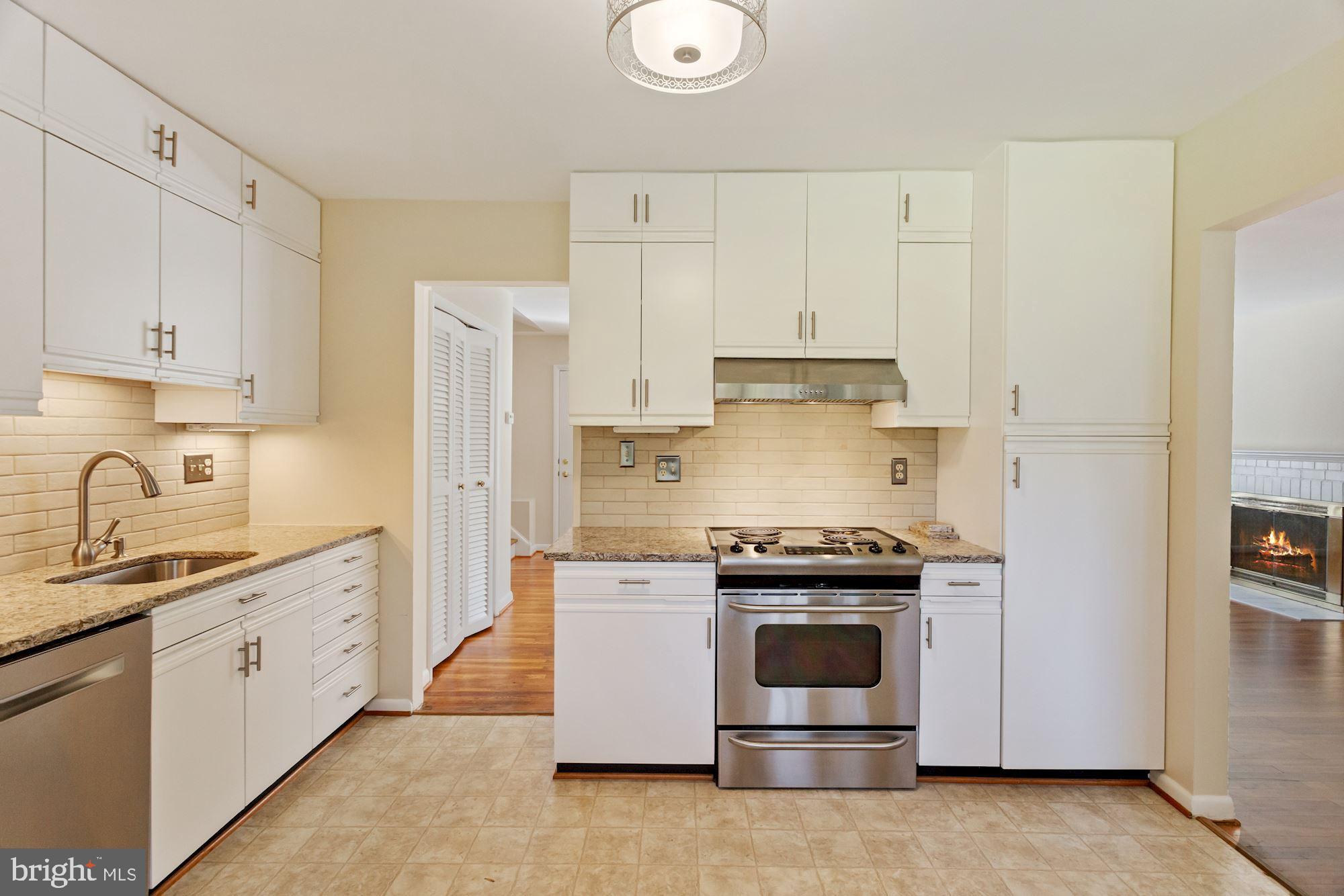 SLEEPY HOLLOW WOODS - Residential