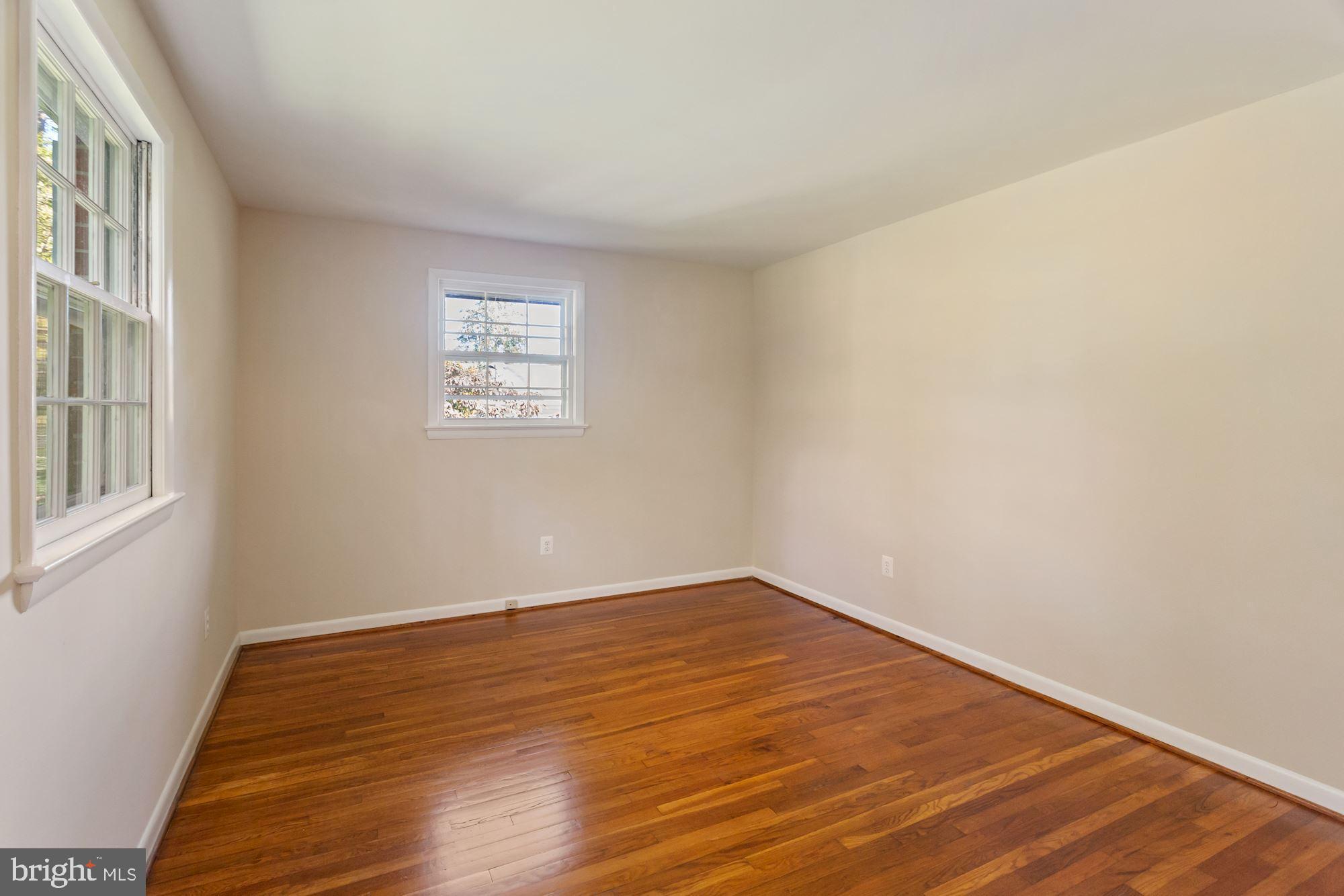 SLEEPY HOLLOW WOODS - Residential