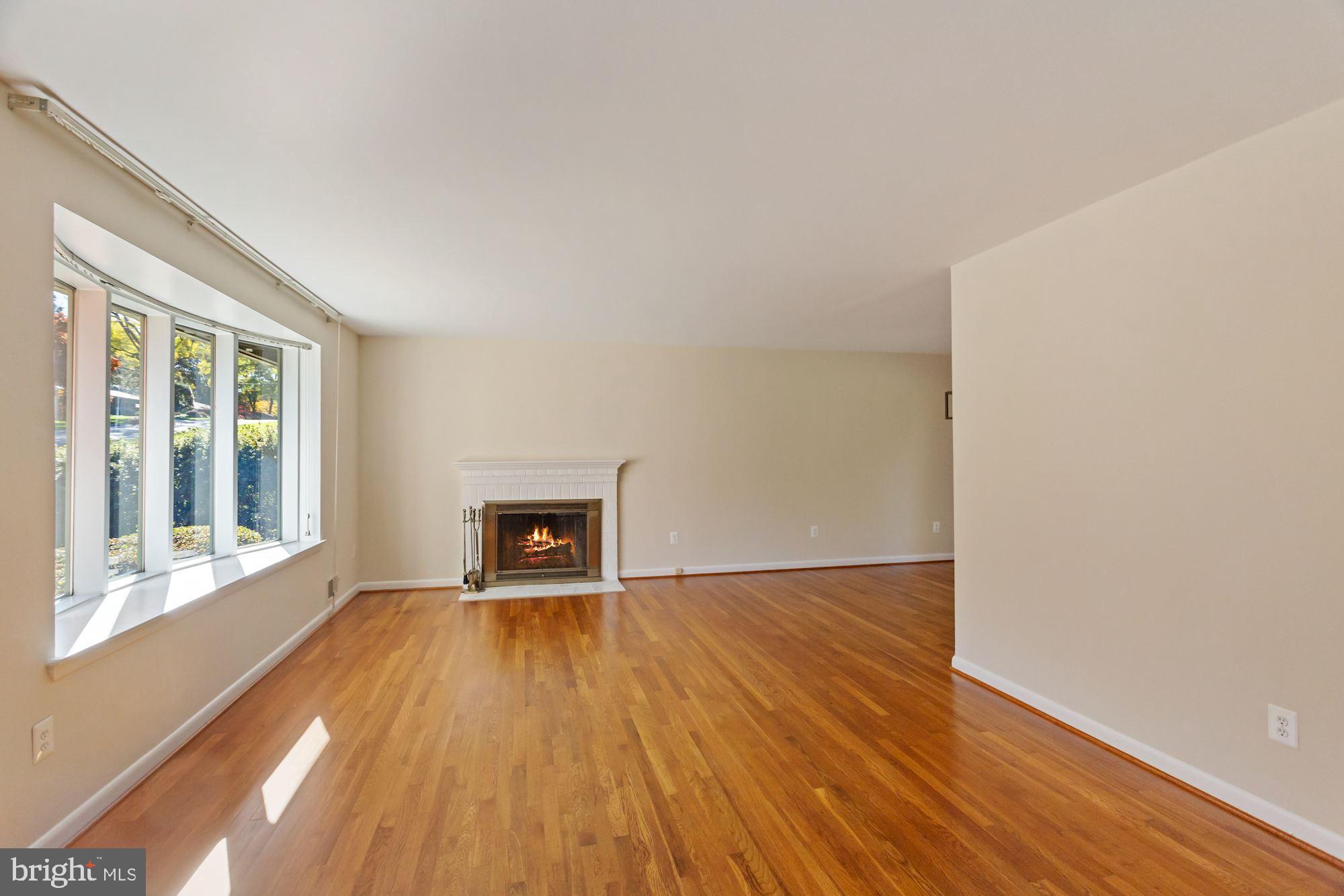 SLEEPY HOLLOW WOODS - Residential