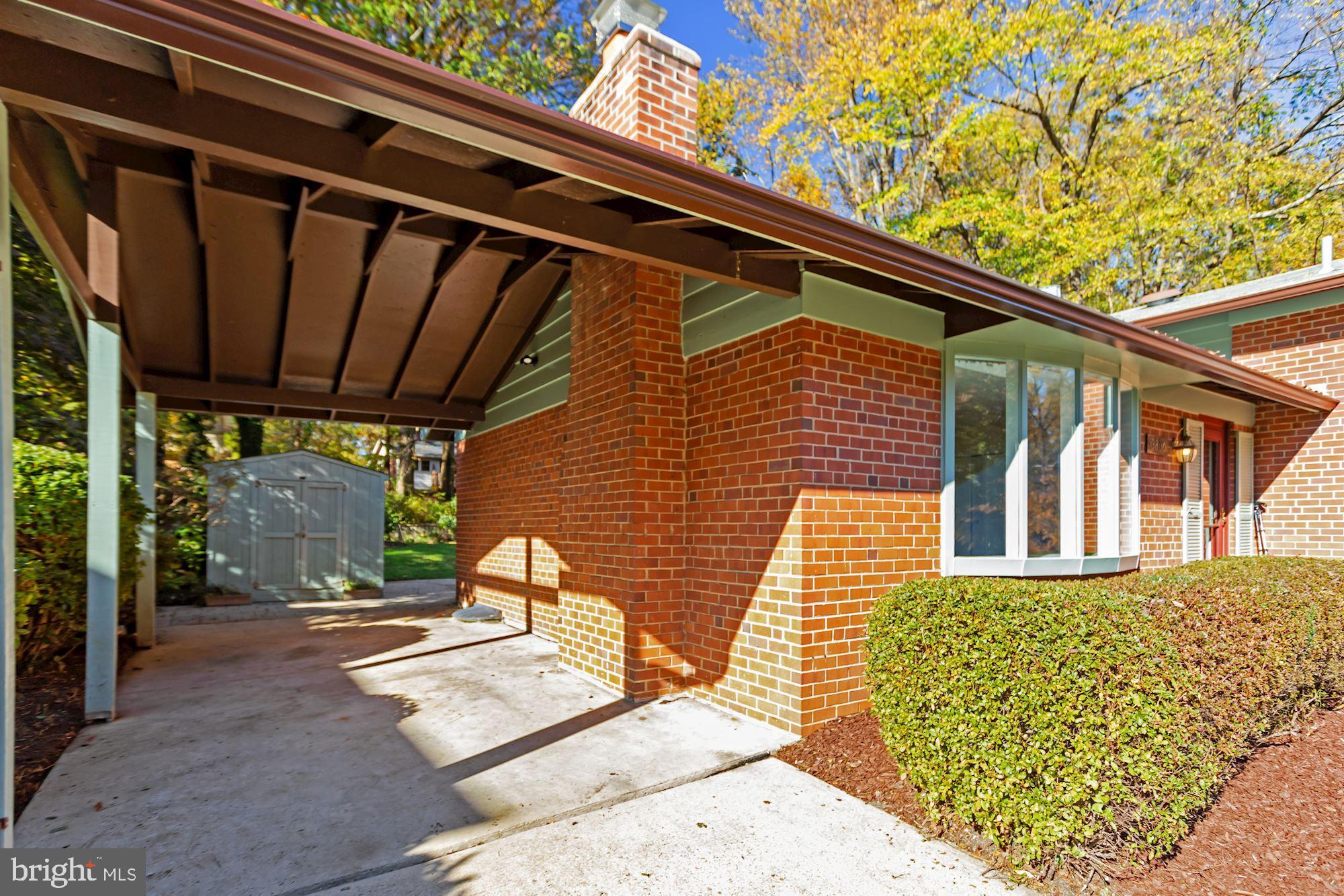 SLEEPY HOLLOW WOODS - Residential