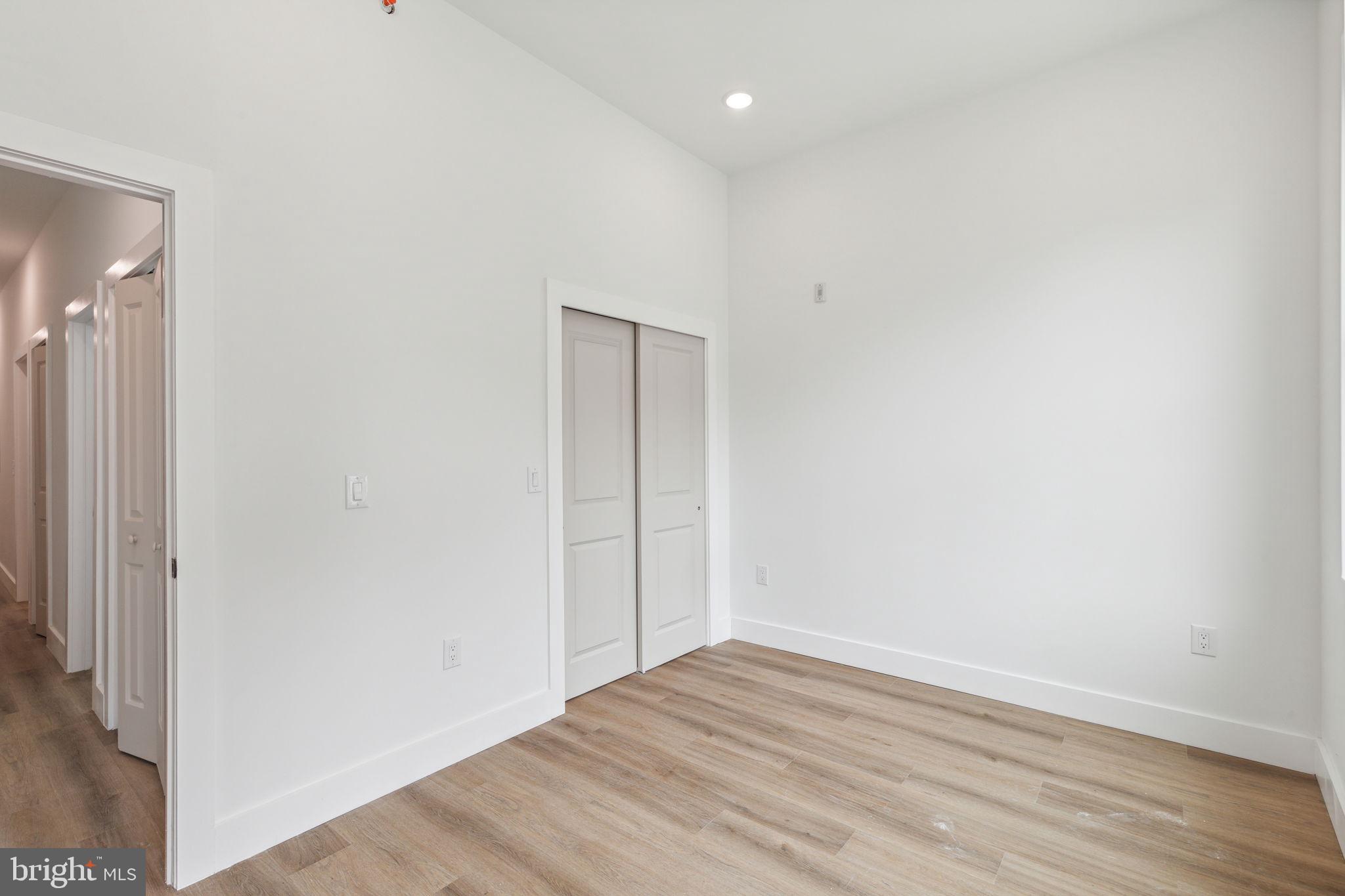 WEST KENSINGTON - Residential Lease