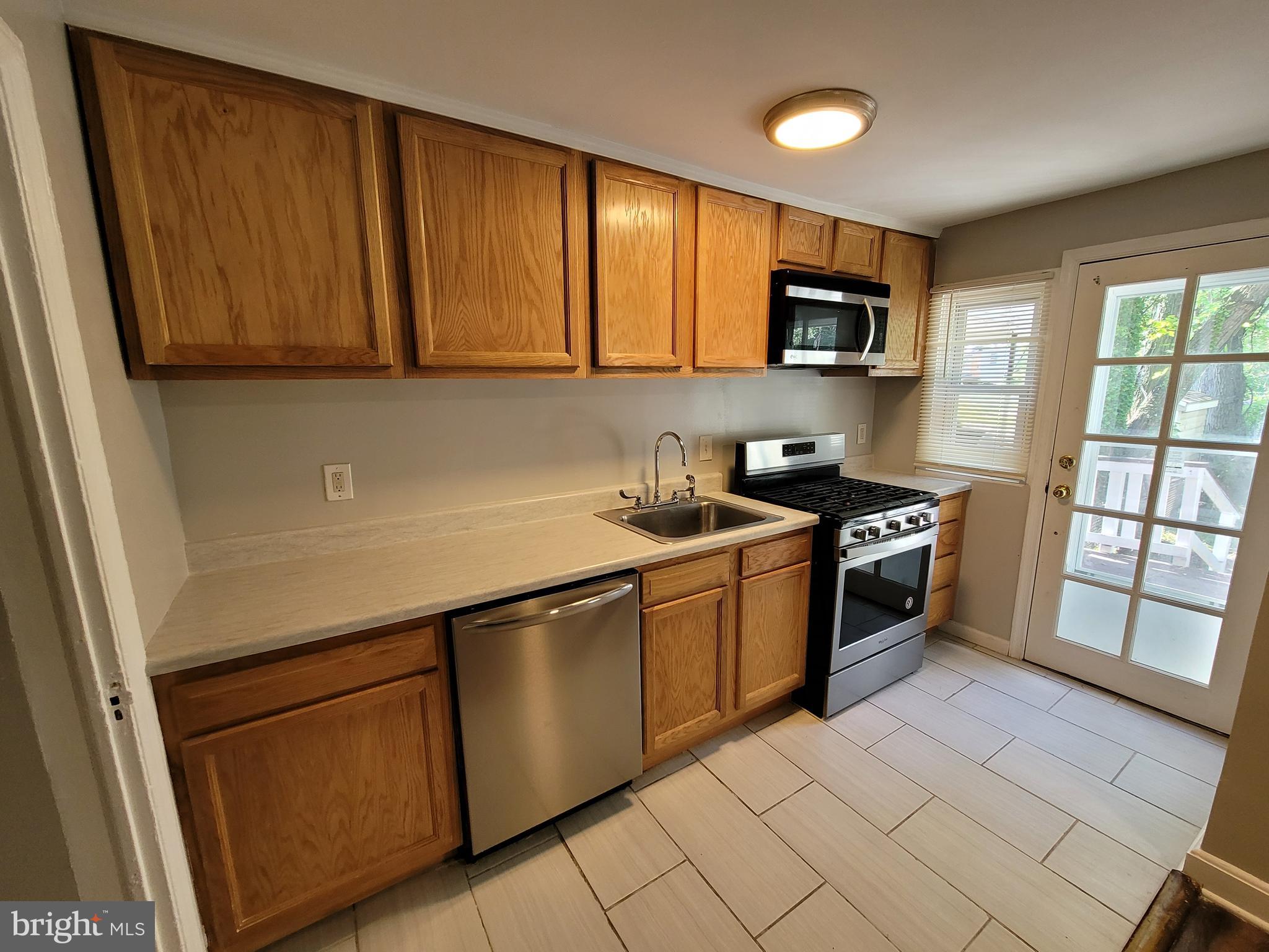 BRIDGEVIEW - GREENLAWN - Residential