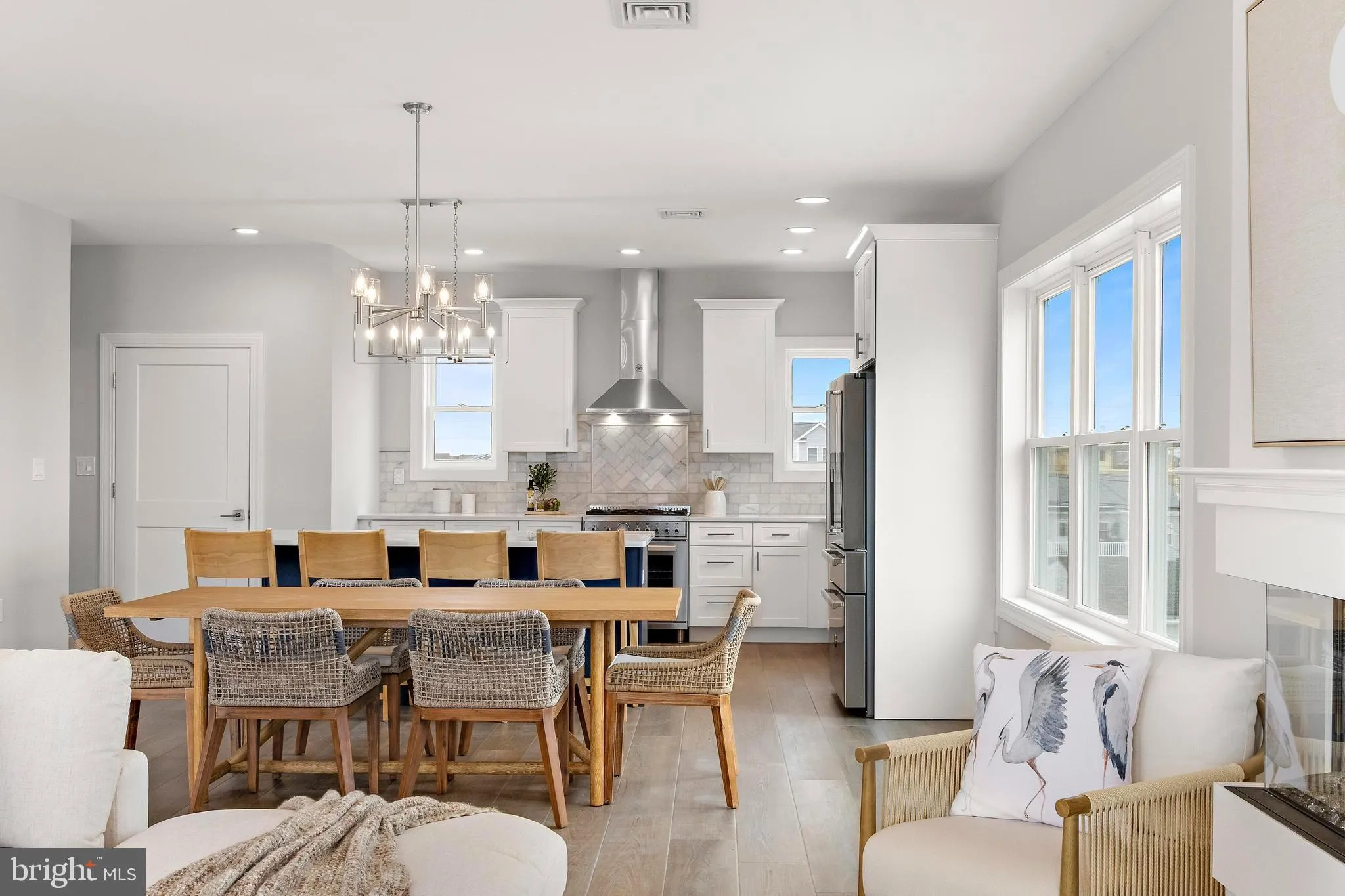 Manahawkin, New Jersey 08050, United States, 4 Bedrooms Bedrooms, ,3 BathroomsBathrooms,Residential,Active,116841