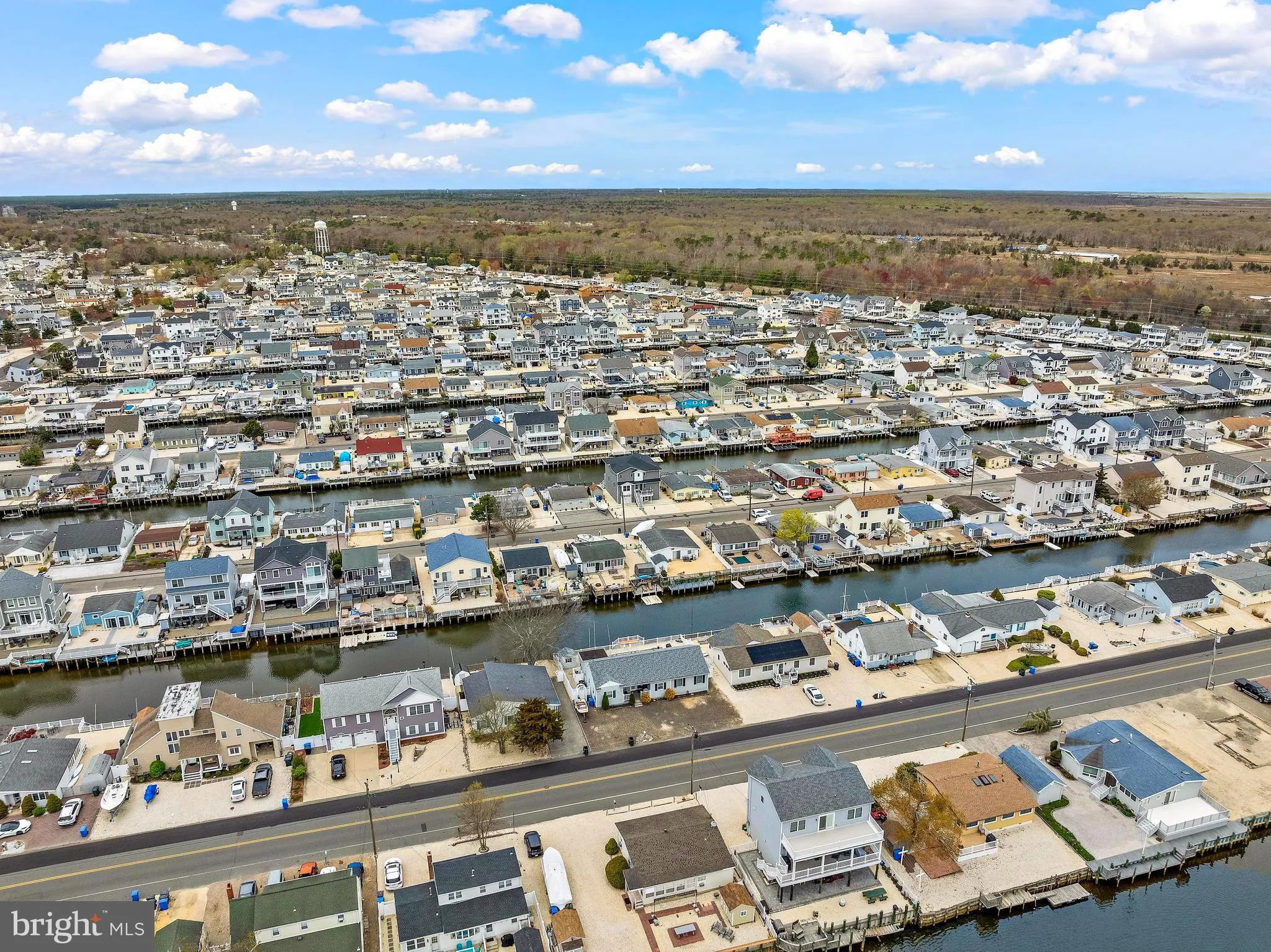 Manahawkin, New Jersey 08050, United States, 4 Bedrooms Bedrooms, ,3 BathroomsBathrooms,Residential,Active,116841