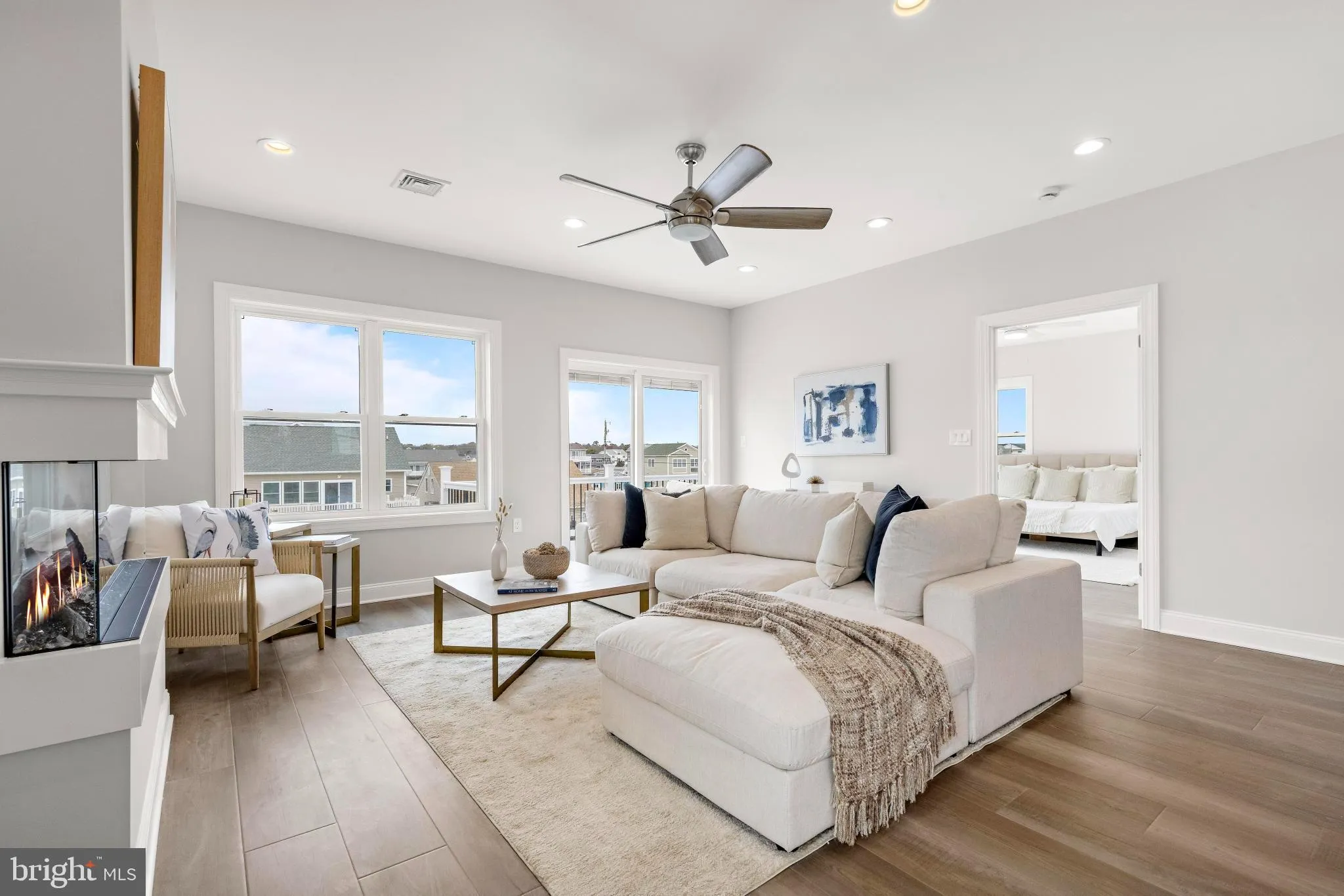 Manahawkin, New Jersey 08050, United States, 4 Bedrooms Bedrooms, ,3 BathroomsBathrooms,Residential,Active,116841