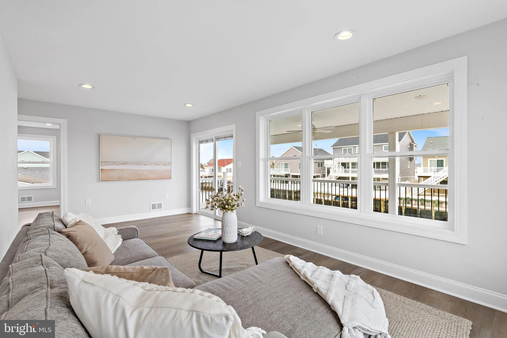 Manahawkin, New Jersey 08050, United States, 4 Bedrooms Bedrooms, ,3 BathroomsBathrooms,Residential,Active,116841