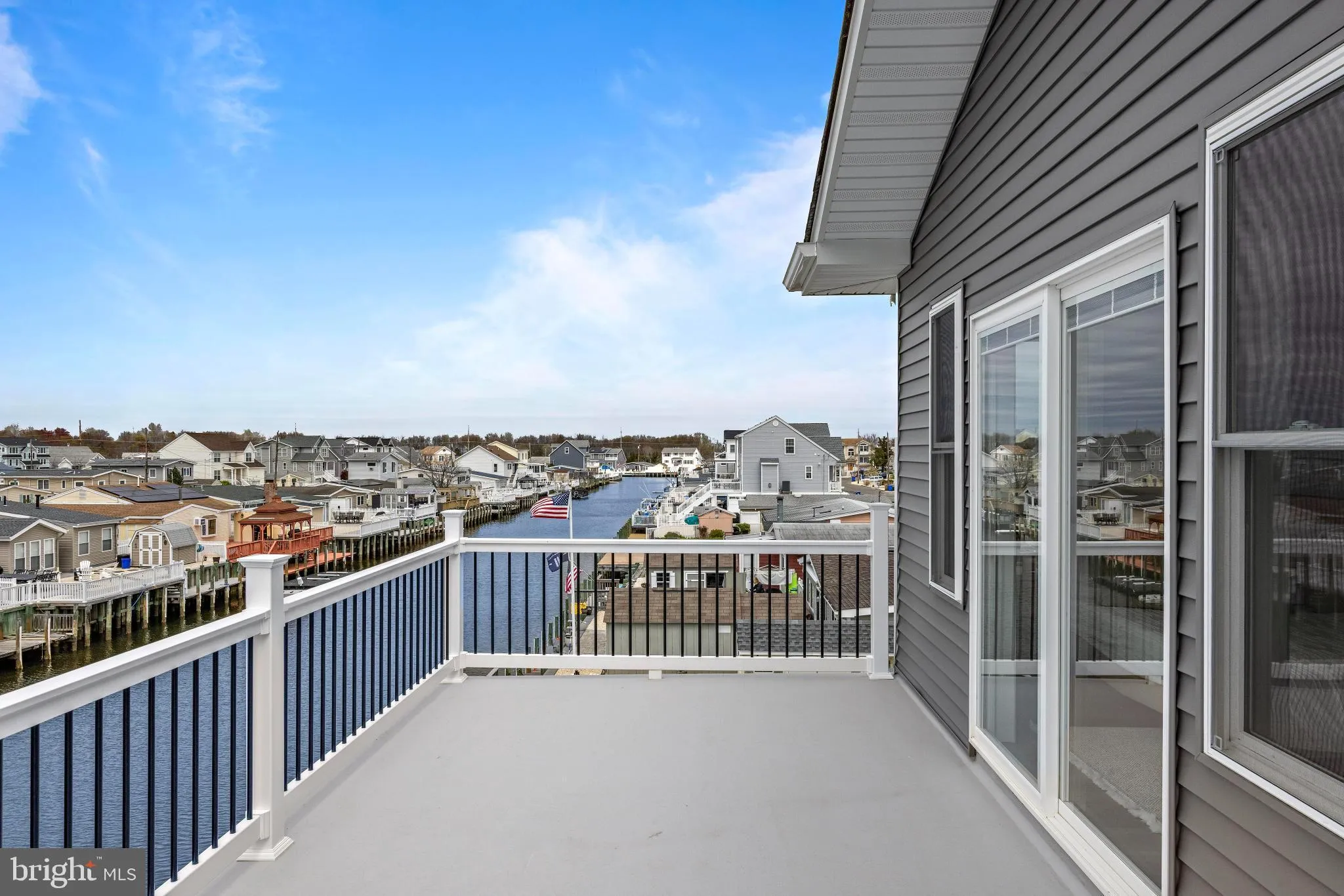 Manahawkin, New Jersey 08050, United States, 4 Bedrooms Bedrooms, ,3 BathroomsBathrooms,Residential,Active,116841