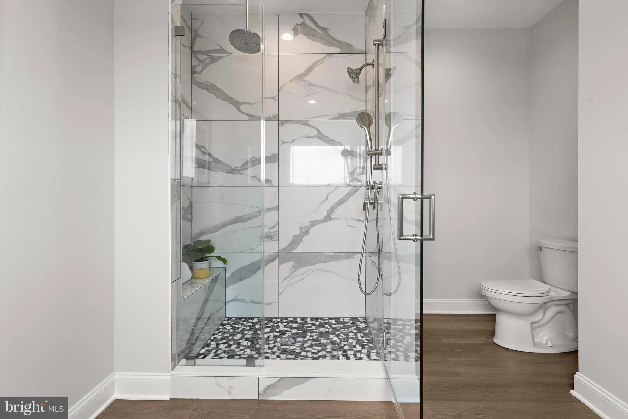 Manahawkin, New Jersey 08050, United States, 4 Bedrooms Bedrooms, ,3 BathroomsBathrooms,Residential,Active,116841