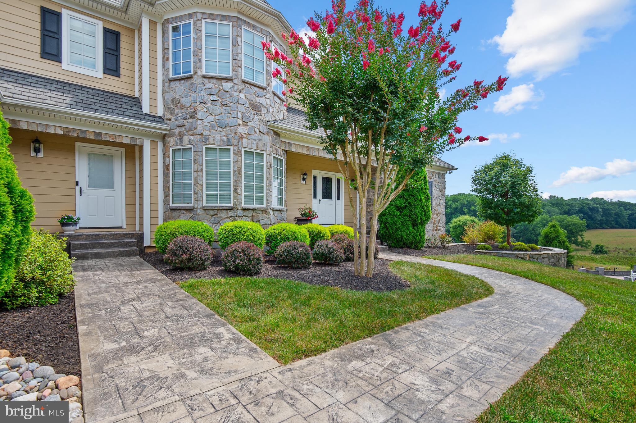 VALLEY NORTH - Residential