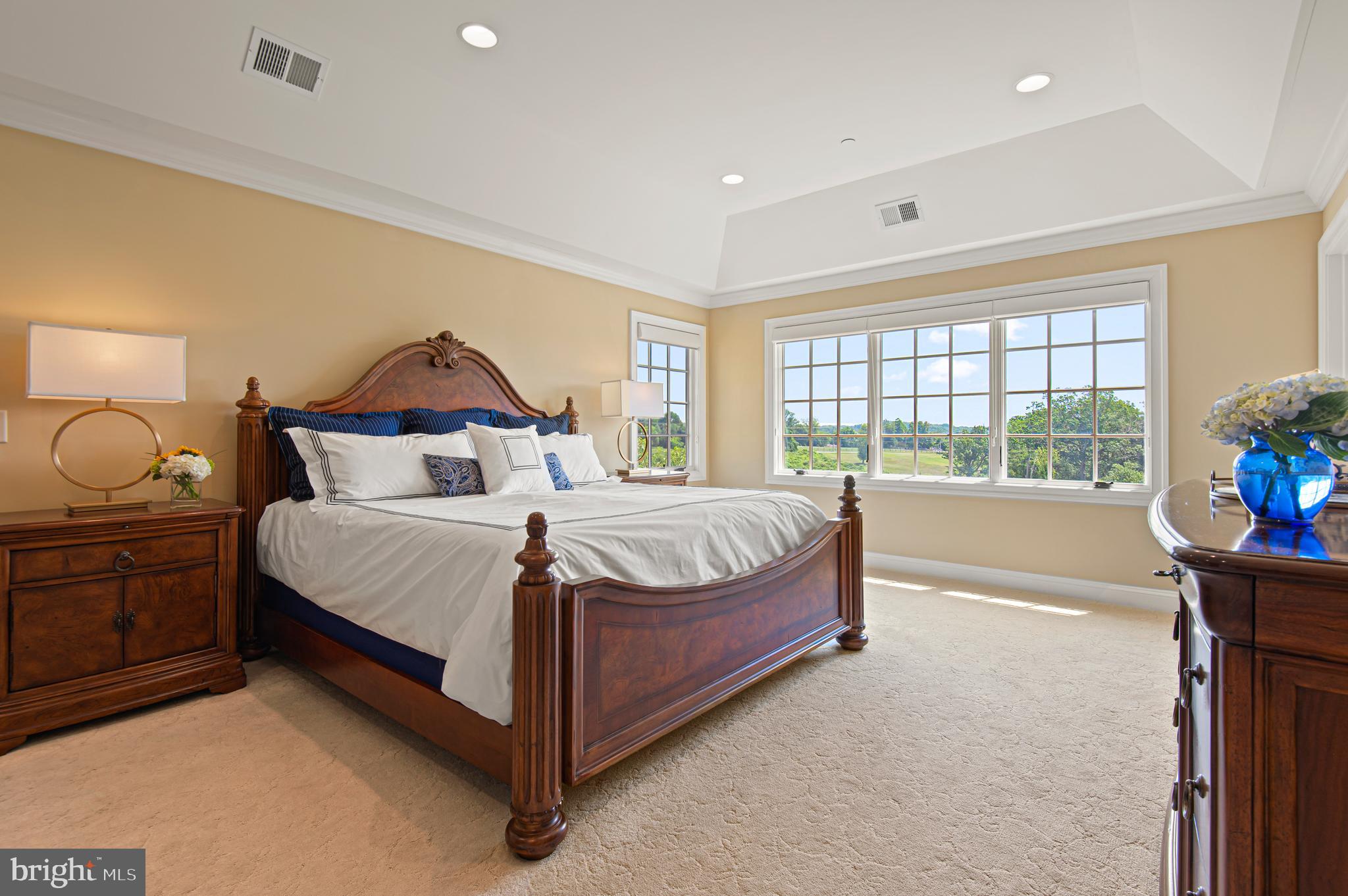 VALLEY NORTH - Residential