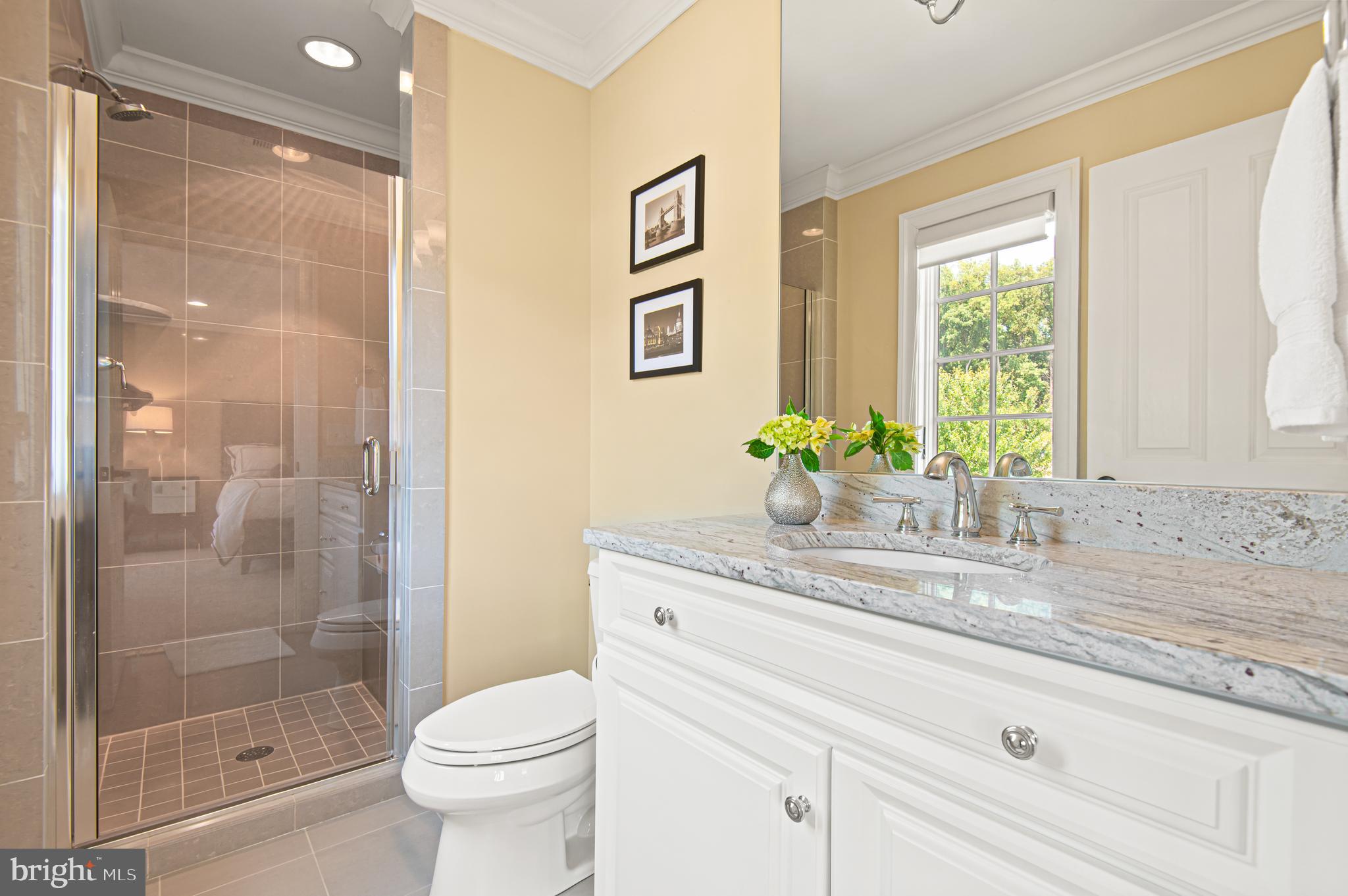 VALLEY NORTH - Residential