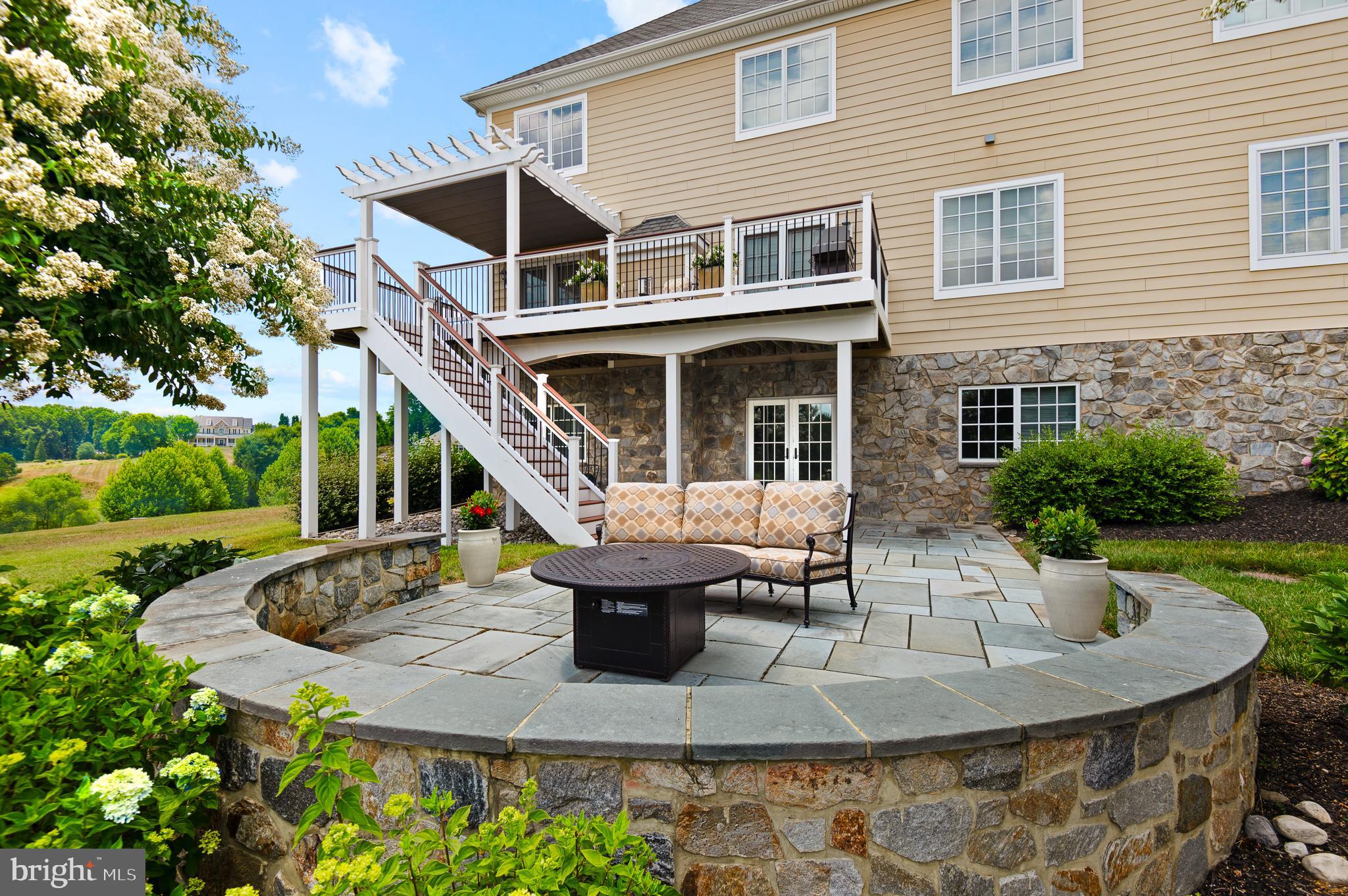 VALLEY NORTH - Residential