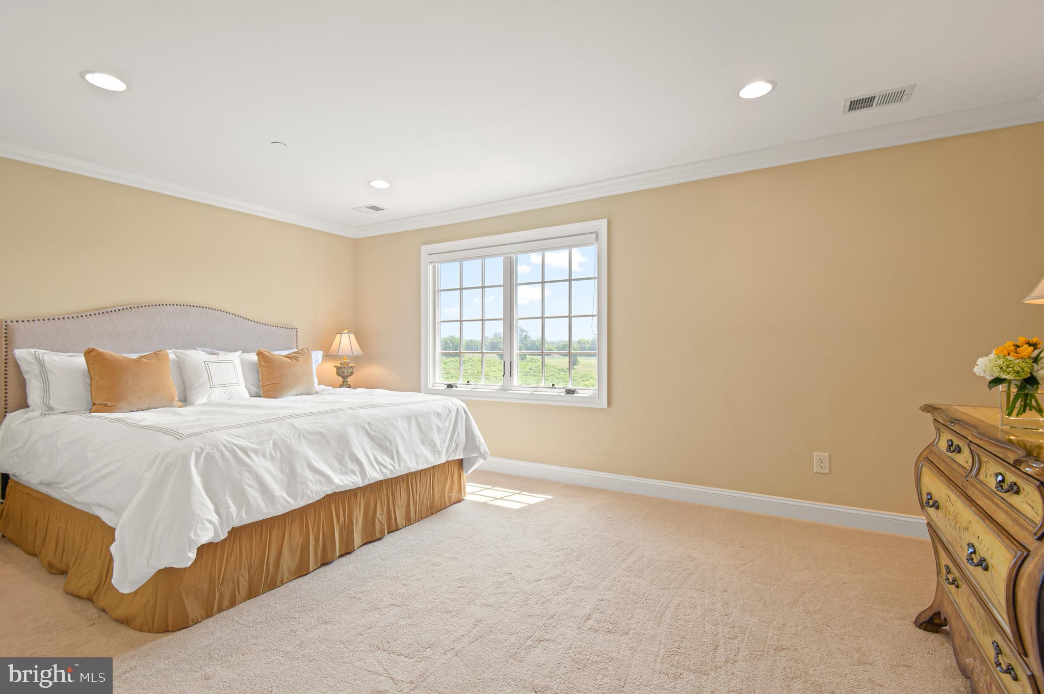 VALLEY NORTH - Residential