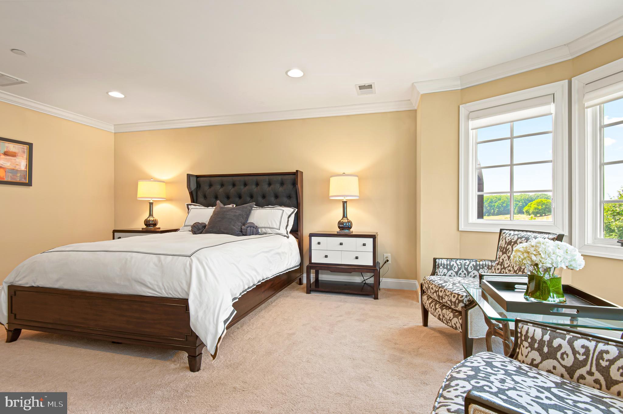 VALLEY NORTH - Residential