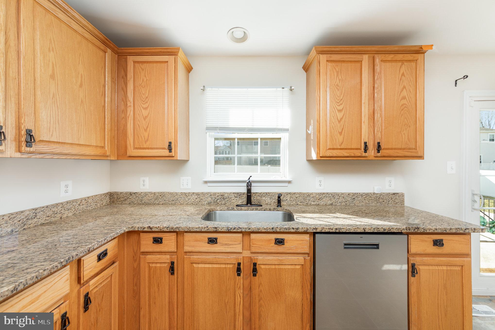 STRATFORD PLACE - Residential