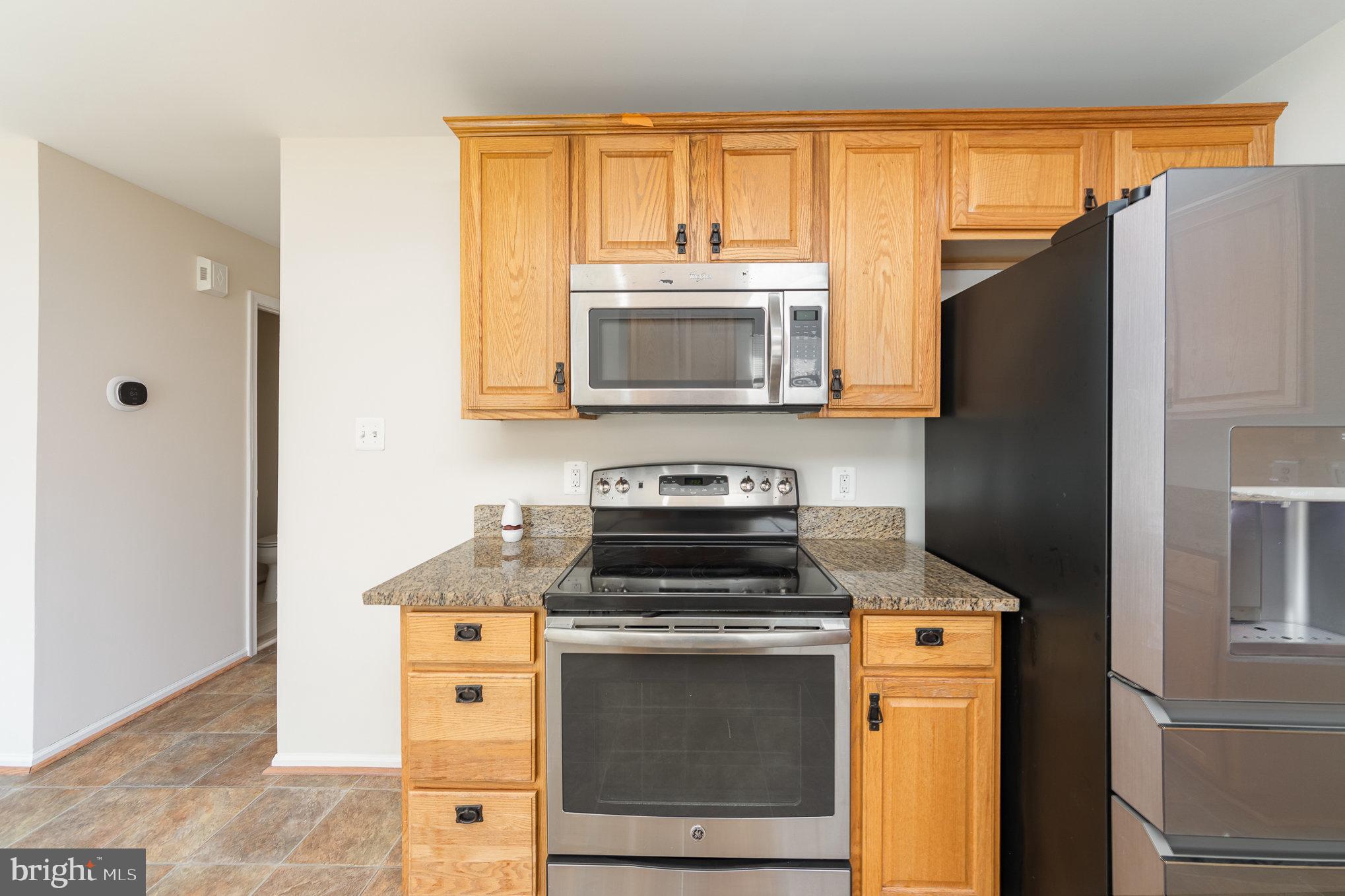 STRATFORD PLACE - Residential