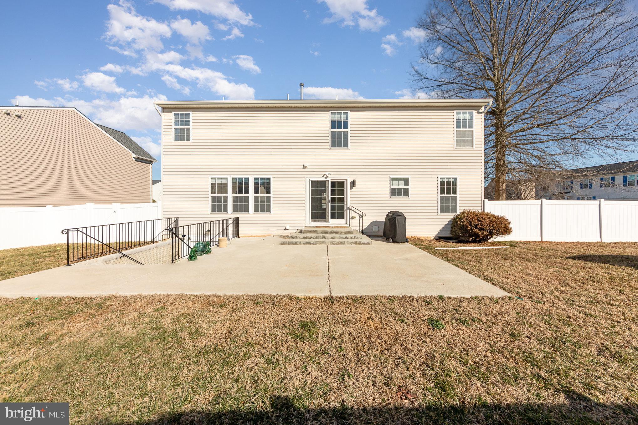 STRATFORD PLACE - Residential