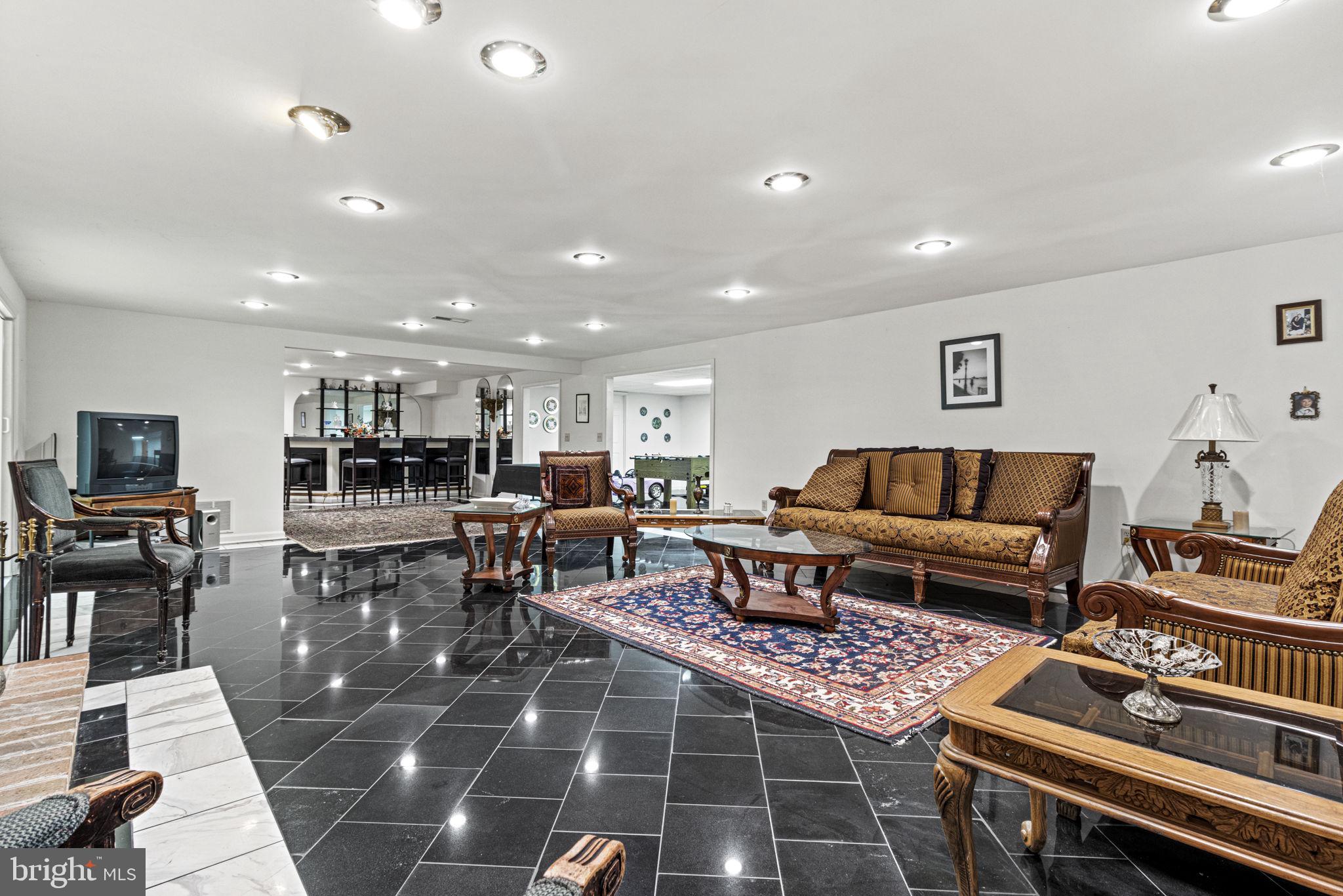 NORTHCOTE - Residential