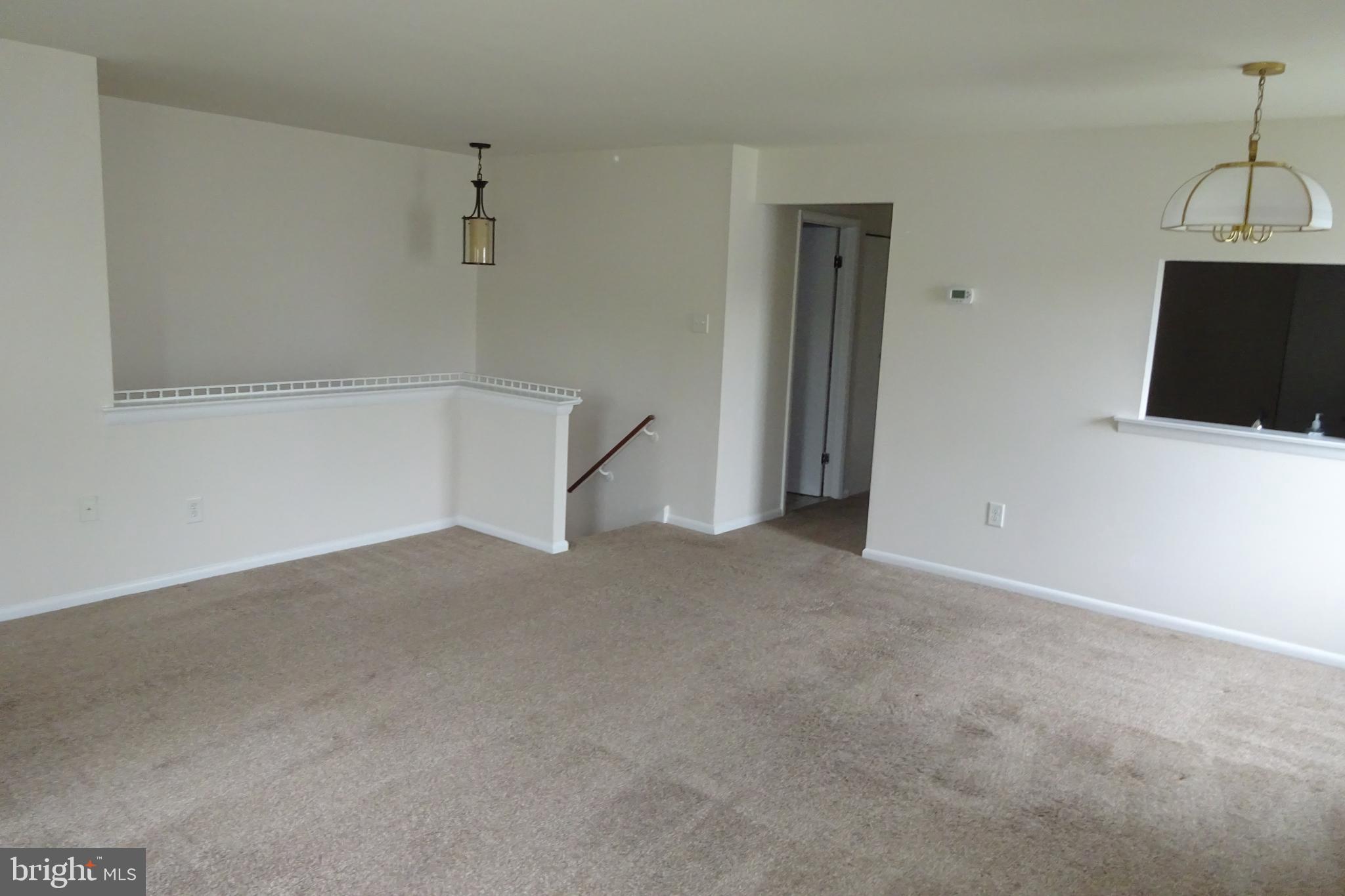 1207 B CROSSHILL COURT