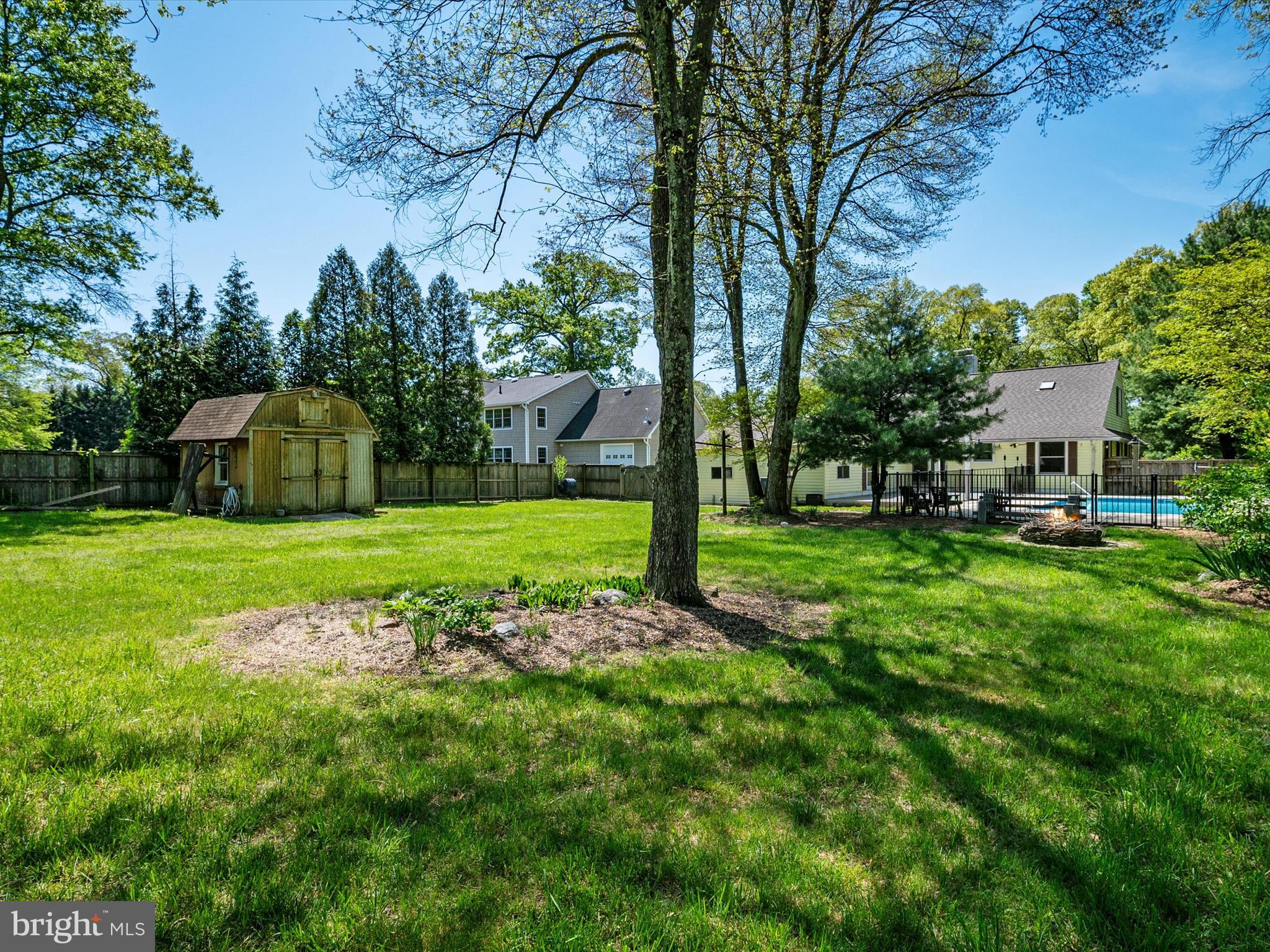 CHELSEA BEACH - Residential