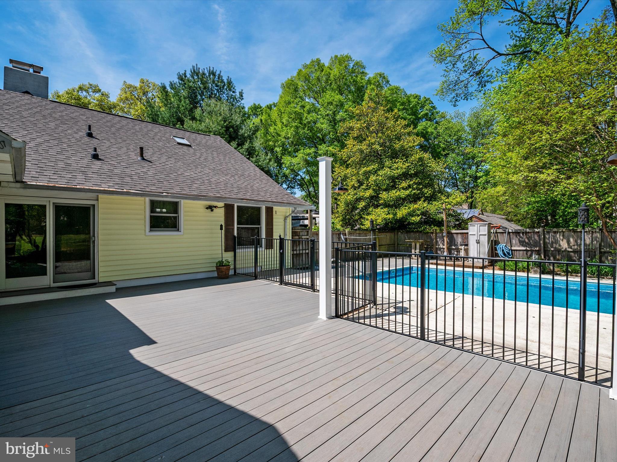 CHELSEA BEACH - Residential