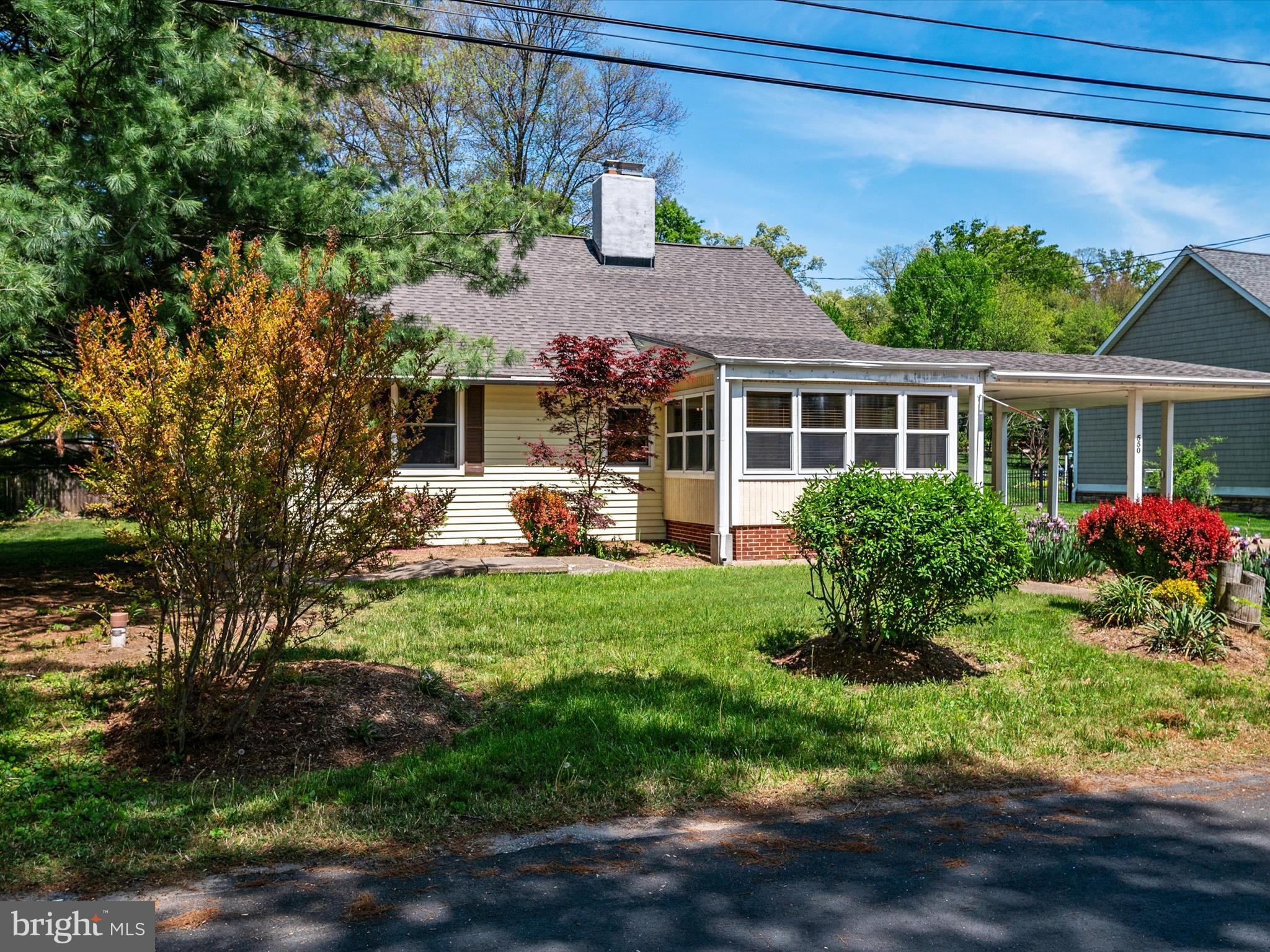 550 6TH STREET