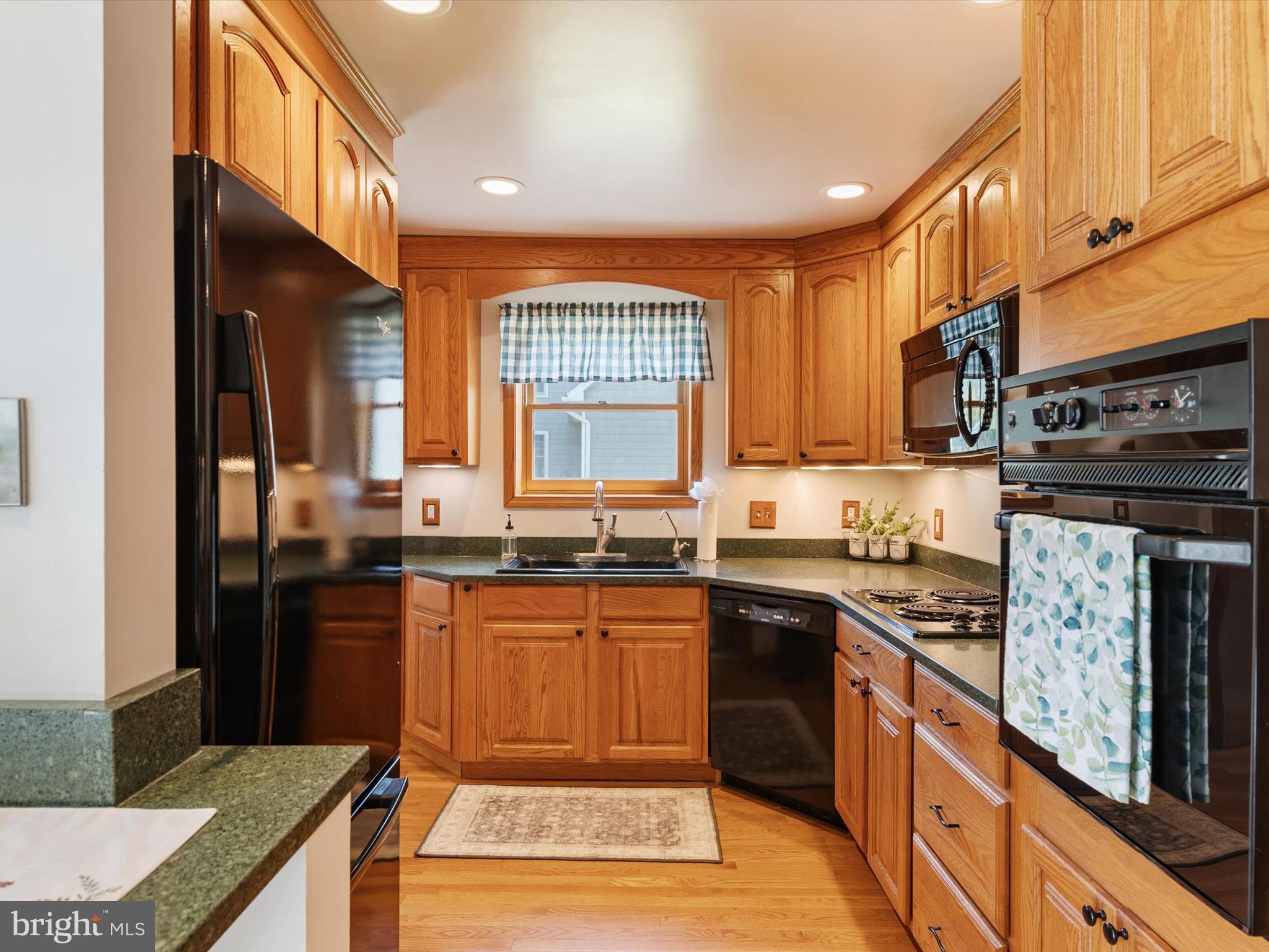 CHELSEA BEACH - Residential