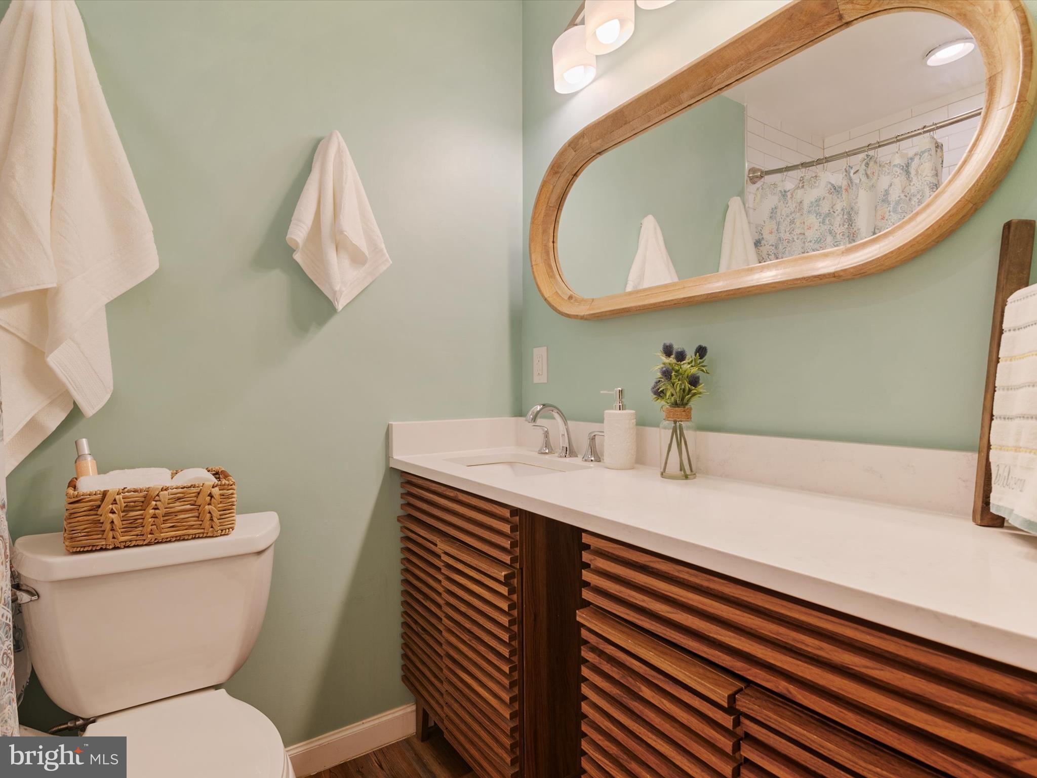 CHELSEA BEACH - Residential