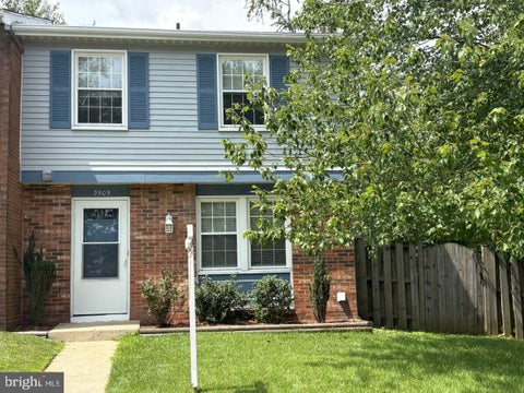 Photo of 3505 Belfry Lane, WOODBRIDGE, VA 22192 (MLS # VAPW2126256)