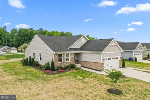 71 Braxton Way, Kilmarnock, VA 22482 - MLS#: VALV2000792