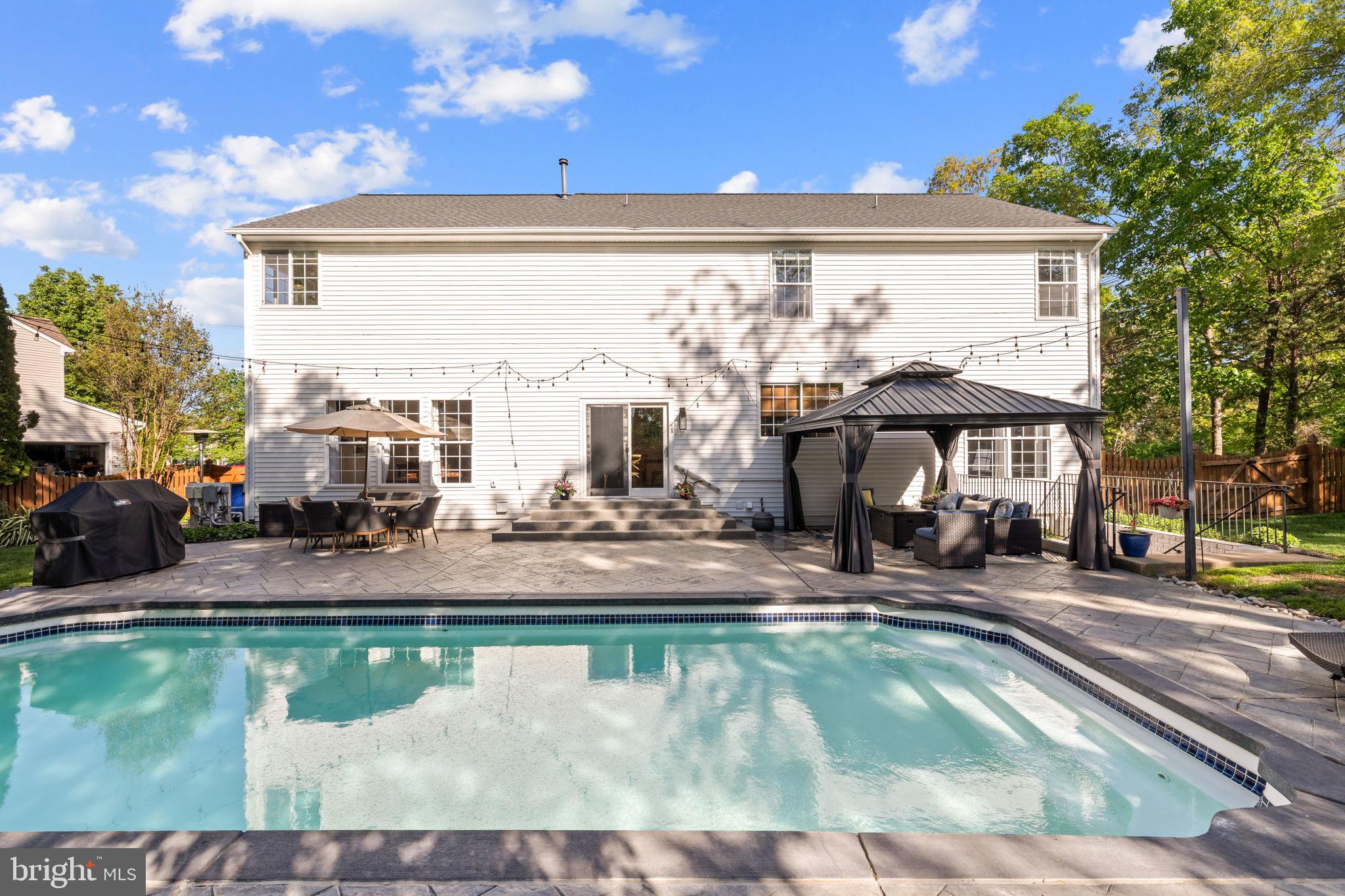 10274 HORIZON VIEW COURT