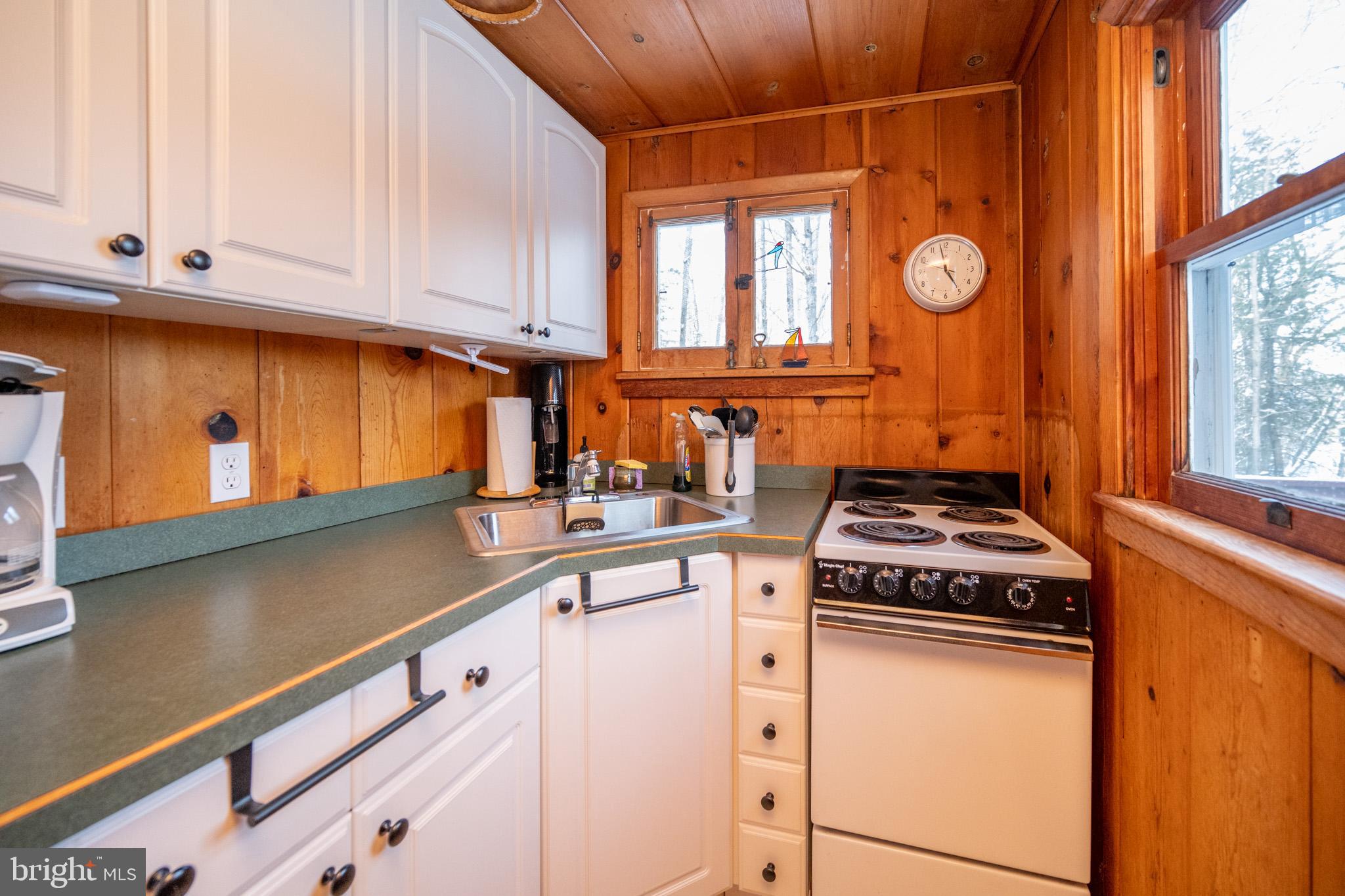 HARVEY'S PENINSULA - Residential