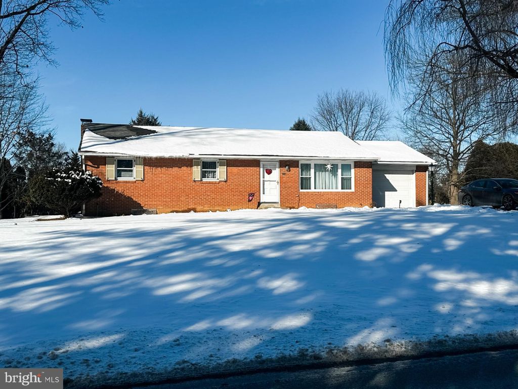 Photo of 3949 Locust Grove Road, COLUMBIA, PA 17512 (MLS # PALA2063460)