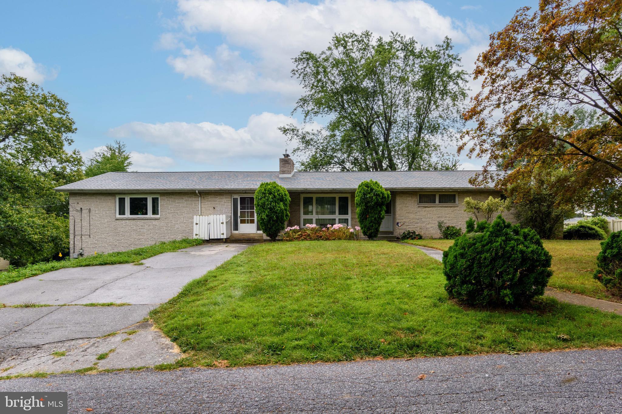 CHAMBERS HILL - Residential