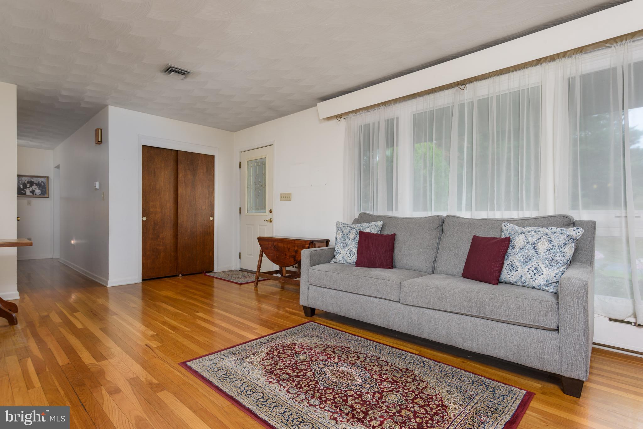 CHAMBERS HILL - Residential