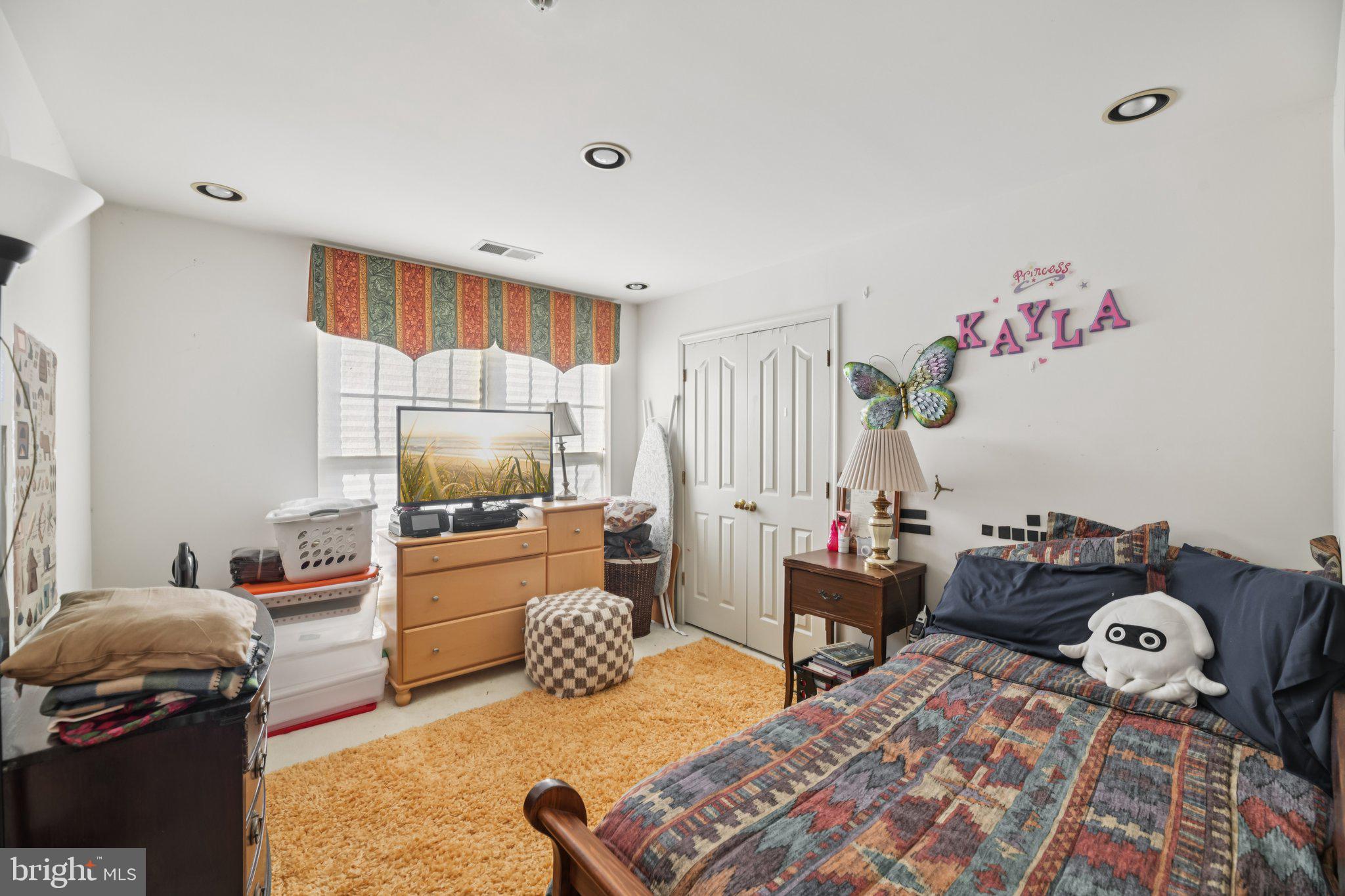 GRAYSTONE AT MARLBOROUGH - Residential